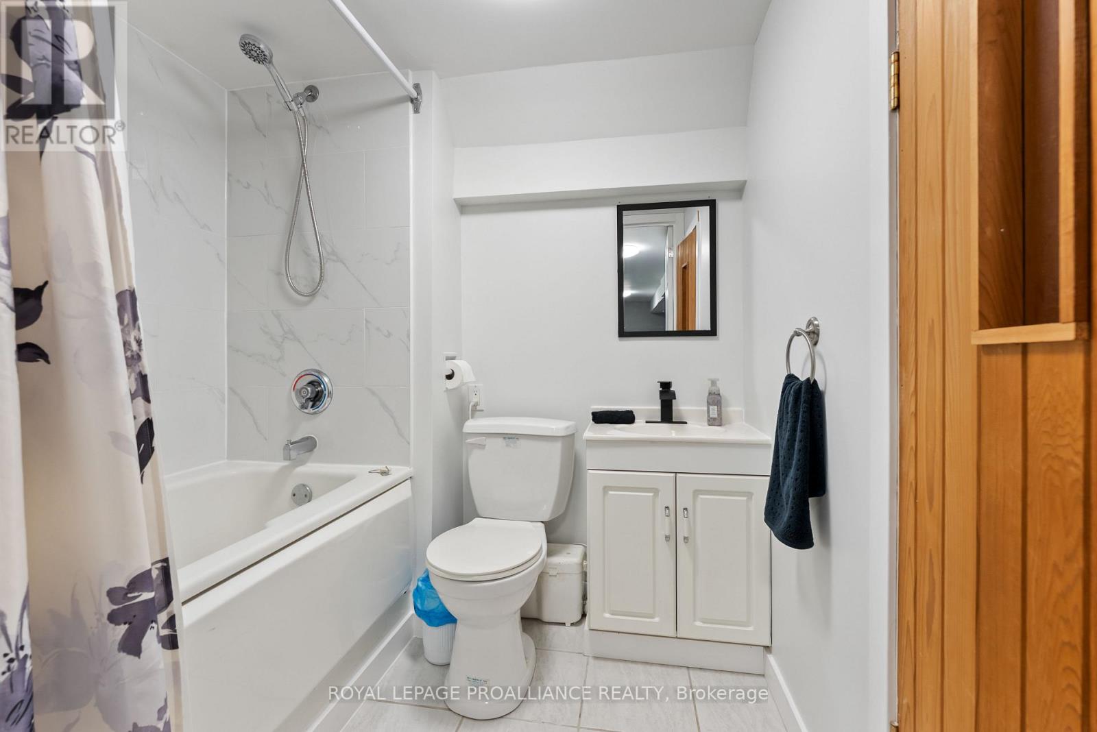240 River Road, Belleville, Ontario  K0K 1V0 - Photo 25 - X12346428
