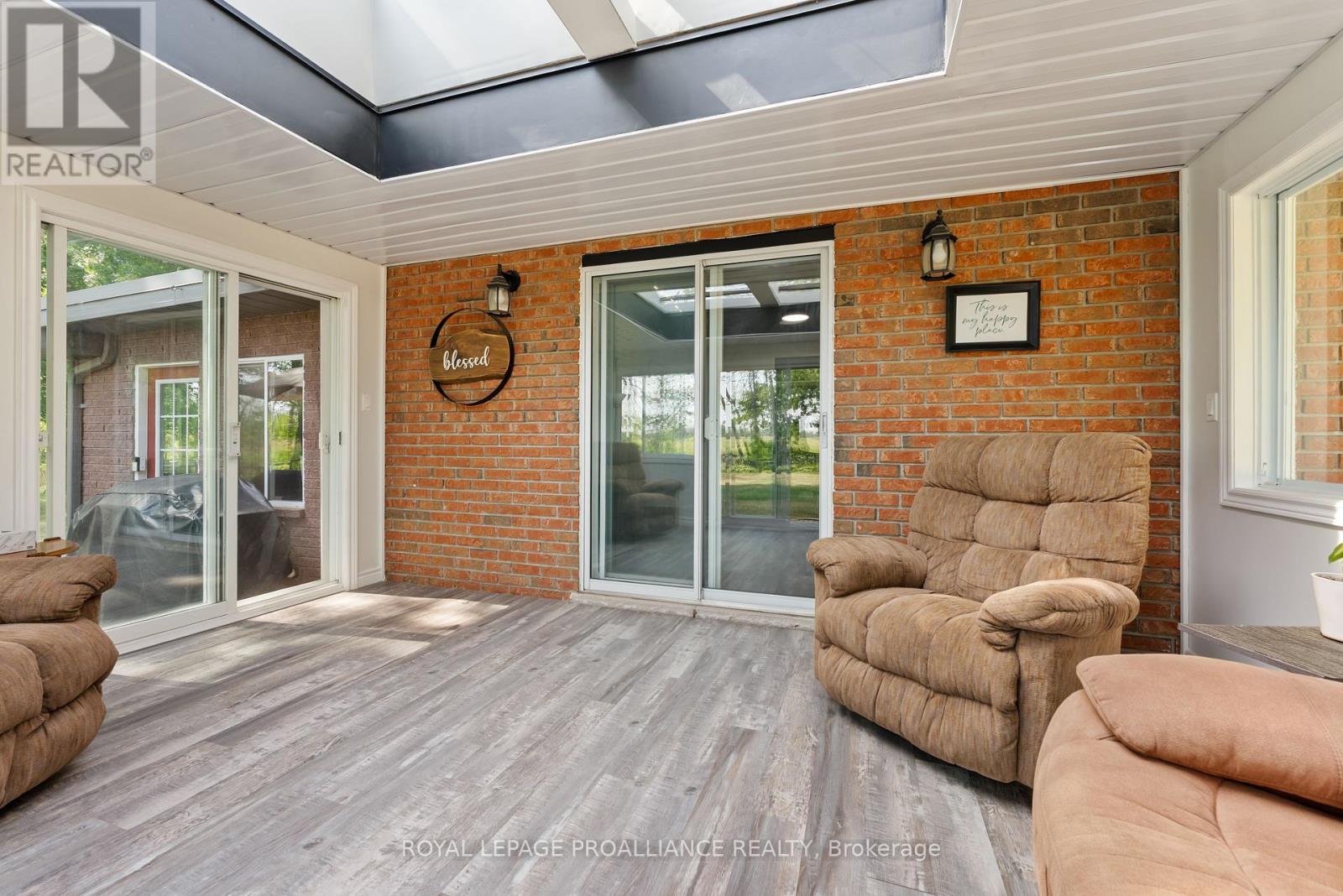 240 River Road, Belleville, Ontario  K0K 1V0 - Photo 9 - X12346428