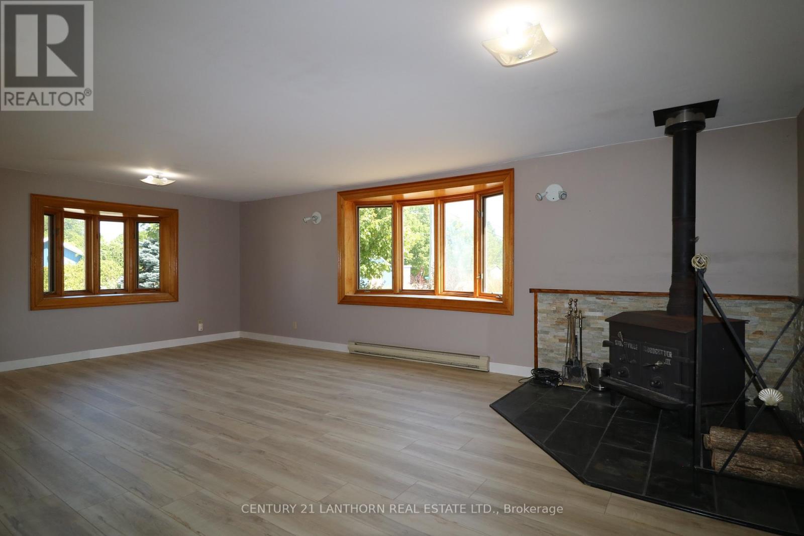 3090 County Rd 10 Road, Prince Edward County, Ontario  K0K 2P0 - Photo 10 - X12347024