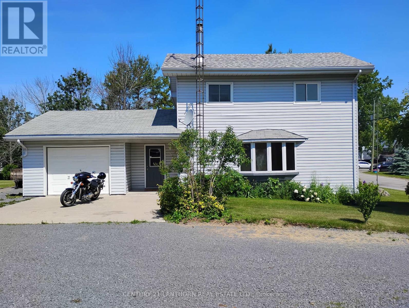 3090 County Rd 10 Road, Prince Edward County, Ontario  K0K 2P0 - Photo 3 - X12347024