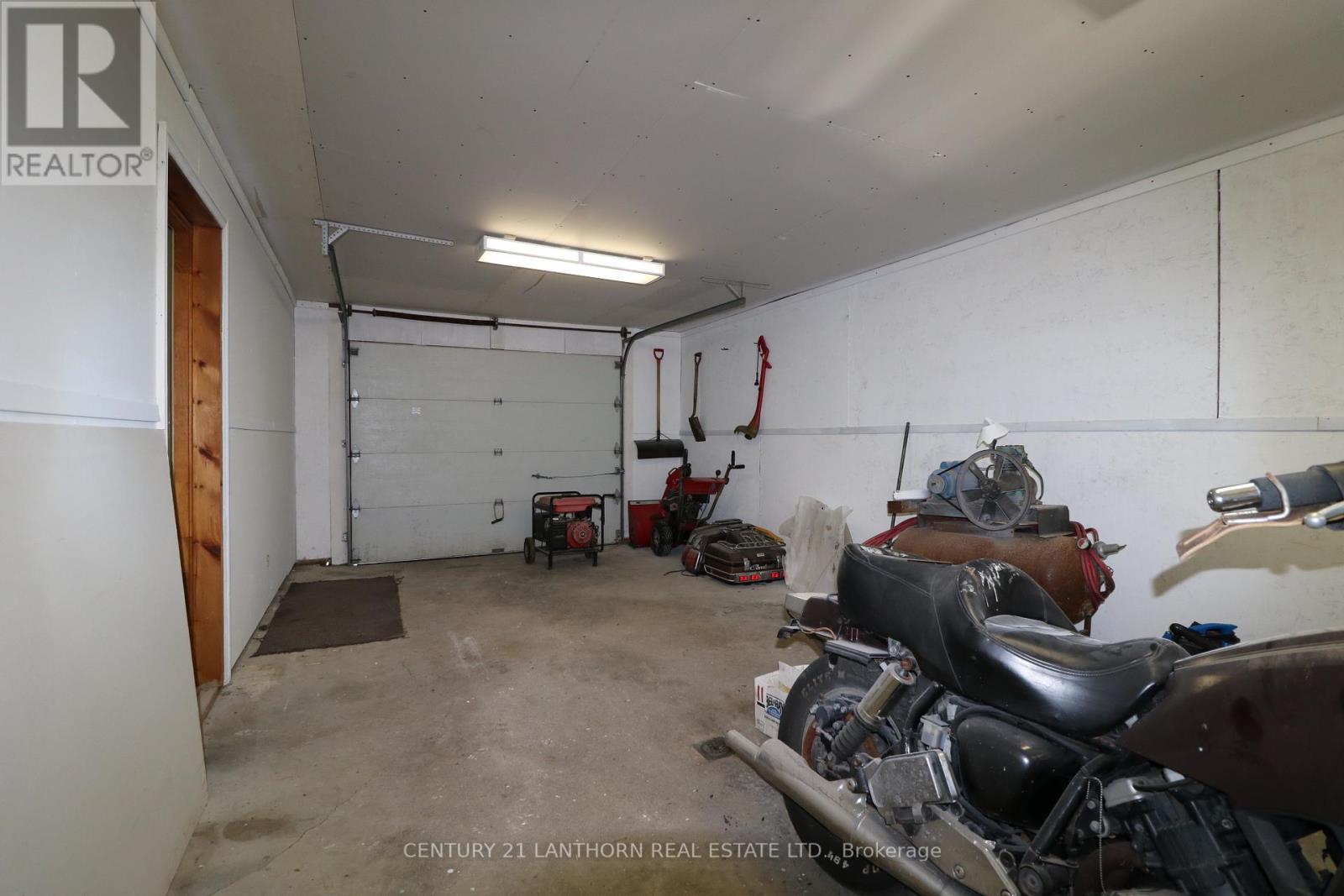 3090 County Rd 10 Road, Prince Edward County, Ontario  K0K 2P0 - Photo 30 - X12347024