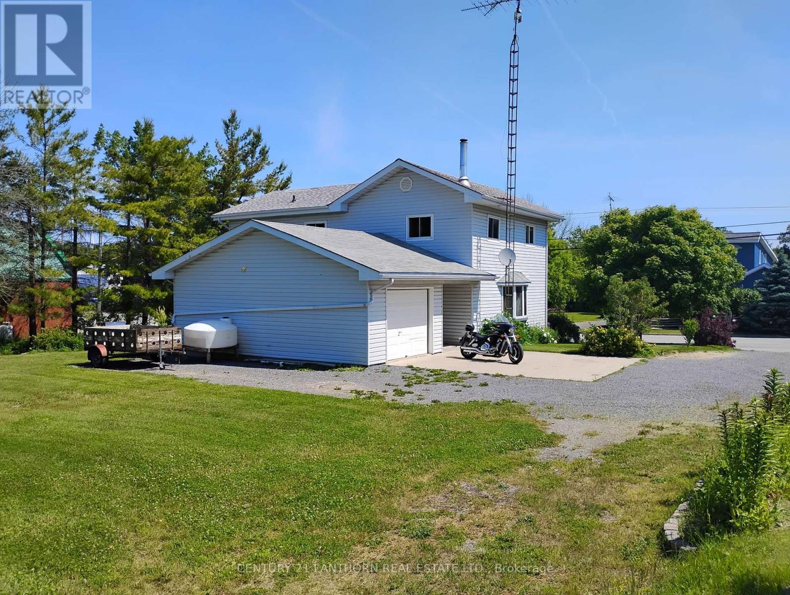 3090 County Rd 10 Road, Prince Edward County, Ontario  K0K 2P0 - Photo 4 - X12347024