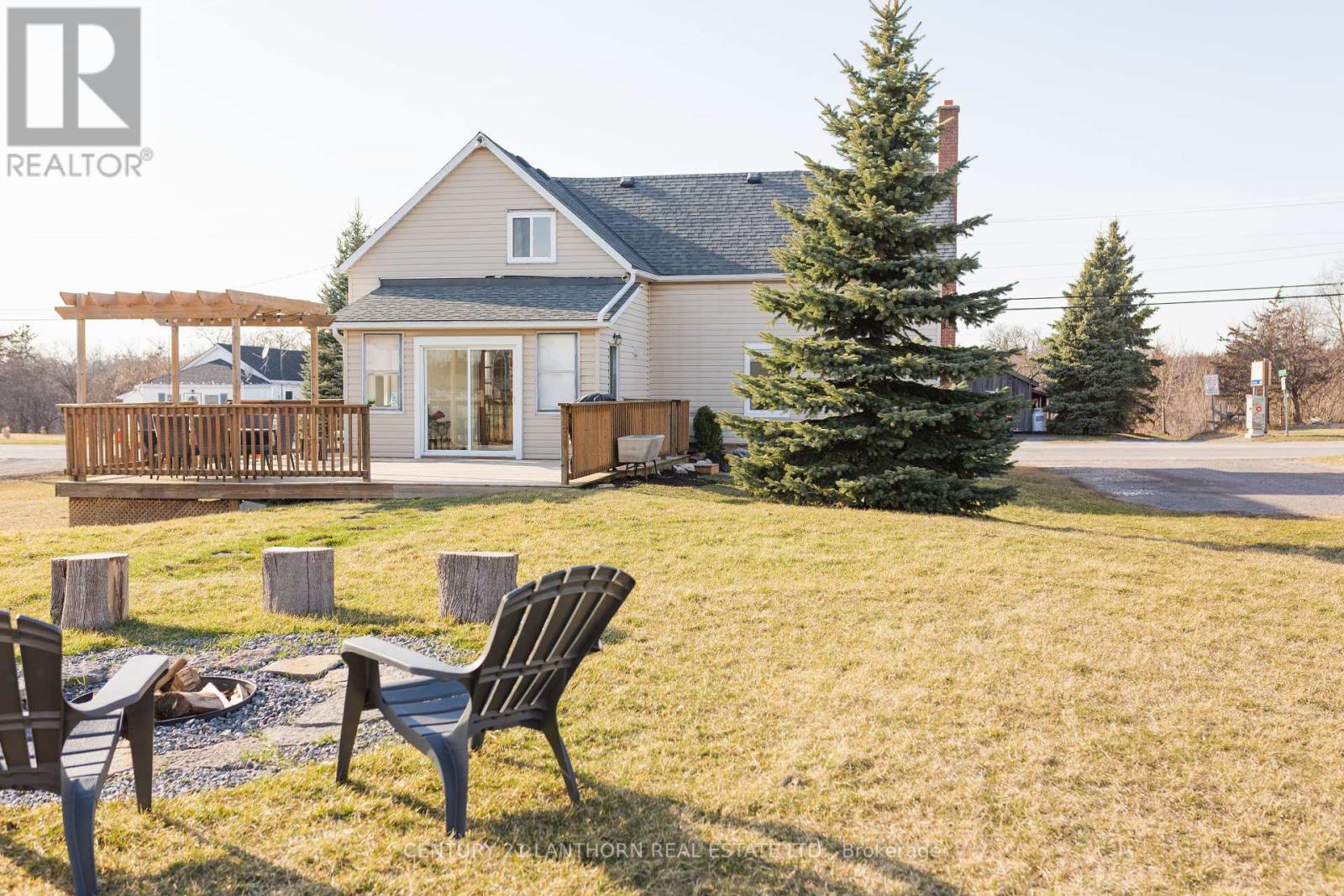 459 County Road 19 Road, Prince Edward County, Ontario  K0K 1A0 - Photo 4 - X12347757