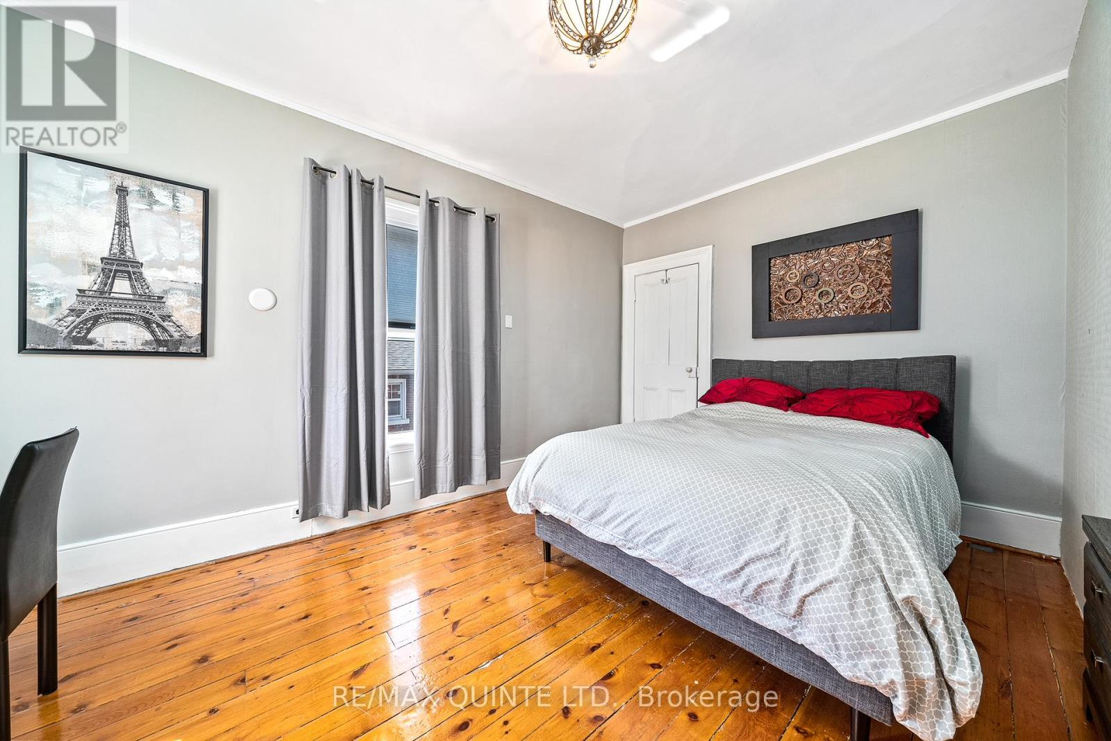 156 Bridge Street E, Belleville, Ontario  K8N 1M9 - Photo 13 - X12347807