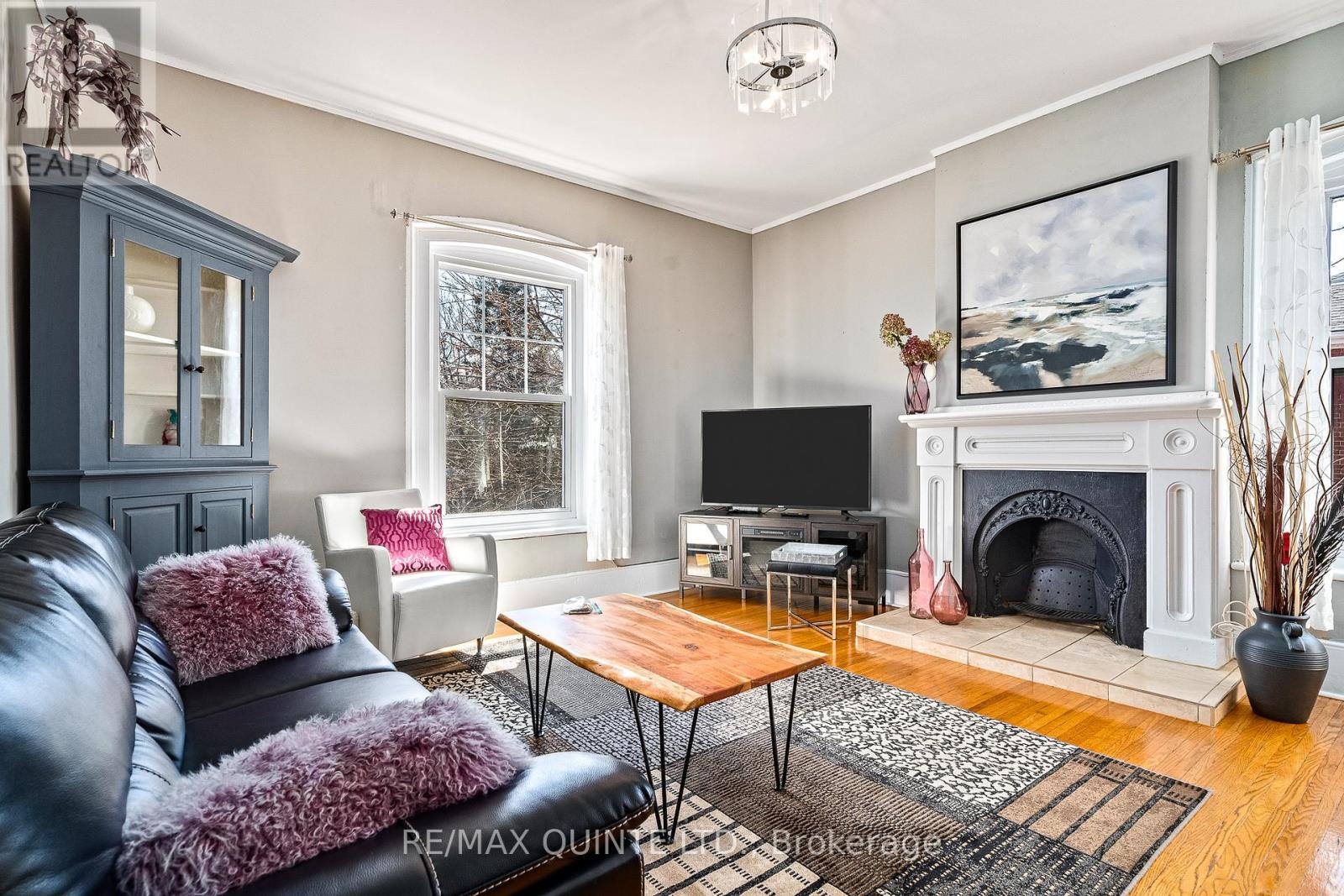 156 Bridge Street E, Belleville, Ontario  K8N 1M9 - Photo 23 - X12347807