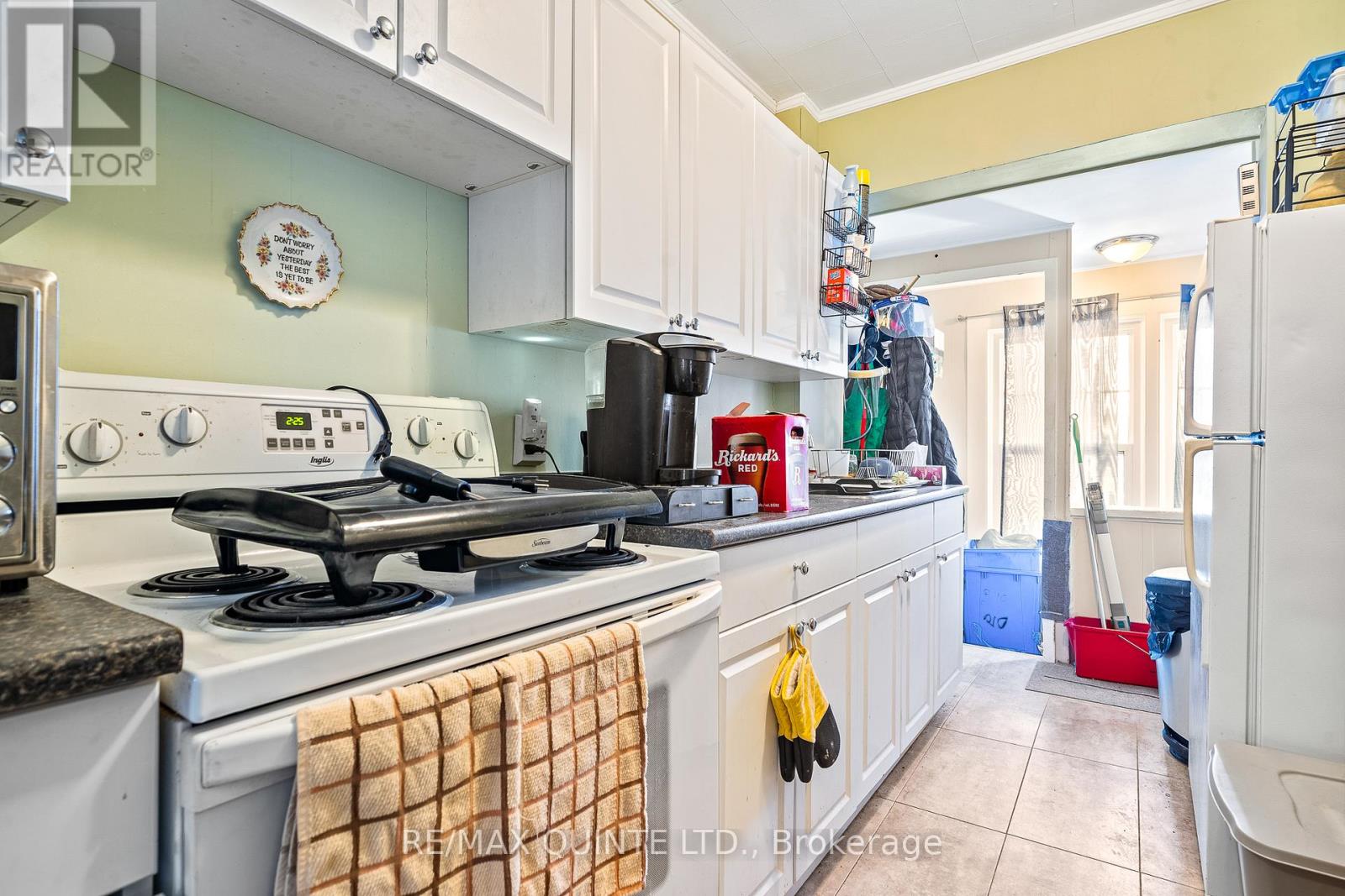 156 Bridge Street E, Belleville, Ontario  K8N 1M9 - Photo 27 - X12347807
