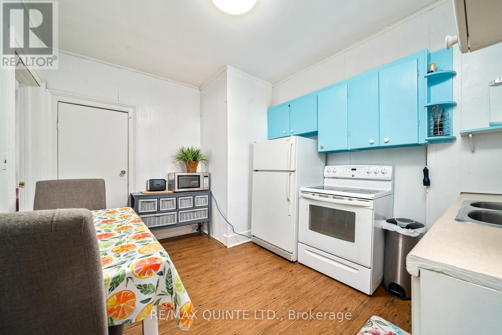 156 Bridge Street E, Belleville, Ontario  K8N 1M9 - Photo 41 - X12347807
