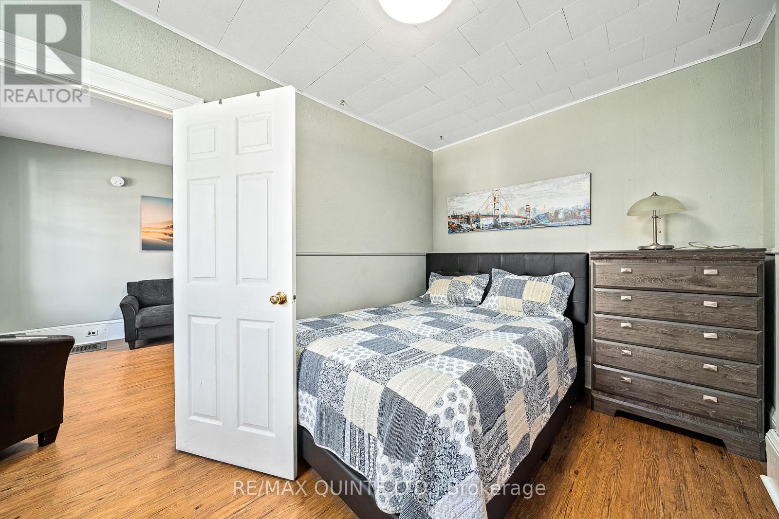 156 Bridge Street E, Belleville, Ontario  K8N 1M9 - Photo 45 - X12347807