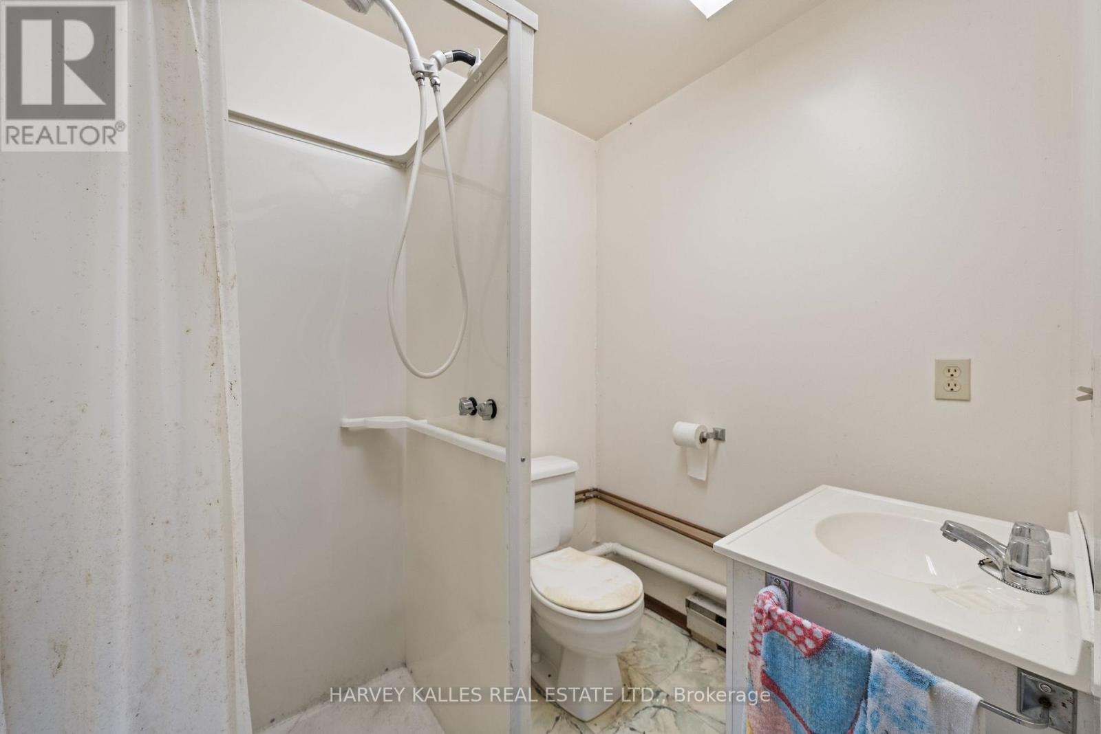 130 Easterbrook Road, Prince Edward County, Ontario  K0K 1P0 - Photo 32 - X12348208