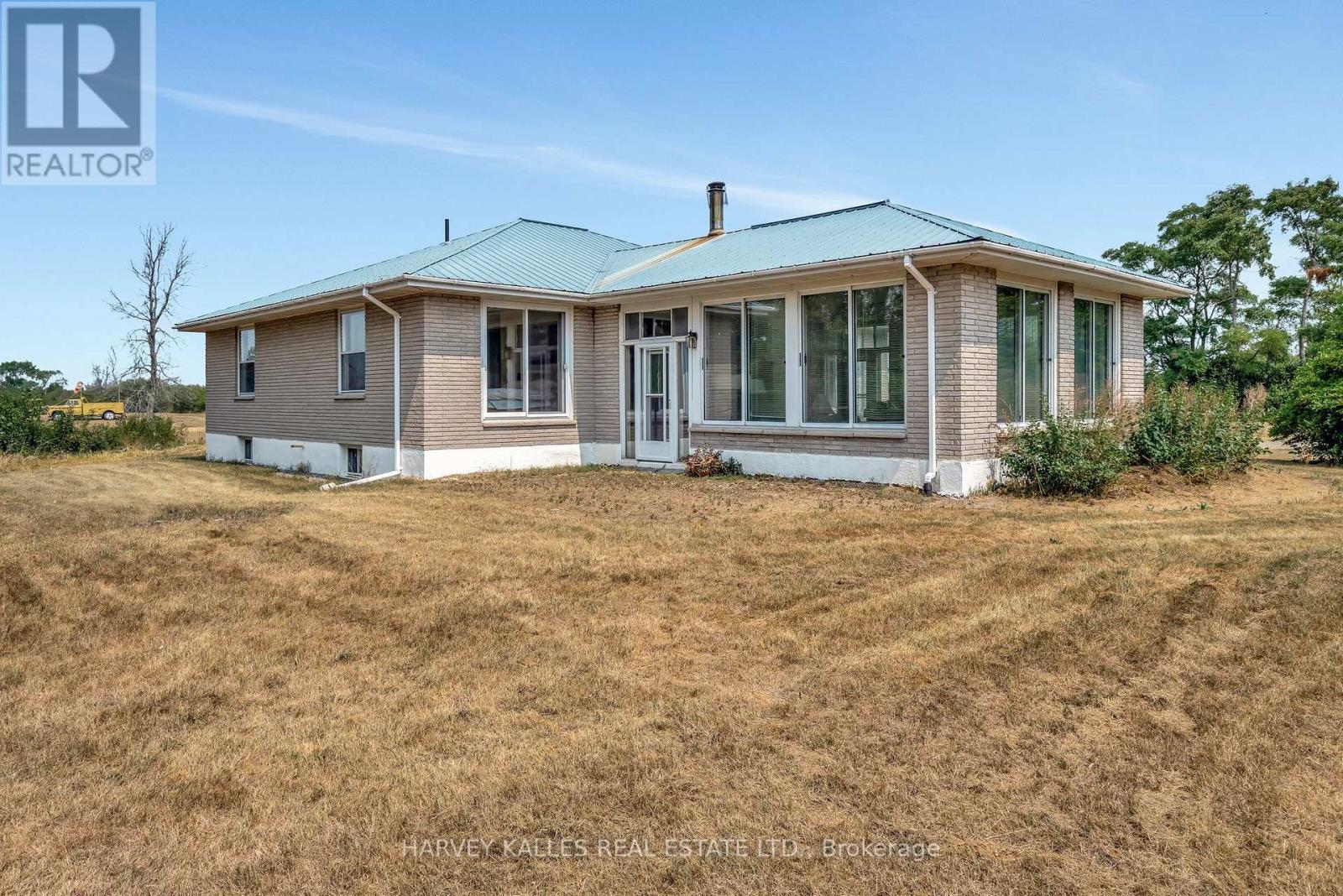 130 Easterbrook Road, Prince Edward County, Ontario  K0K 1P0 - Photo 4 - X12348208