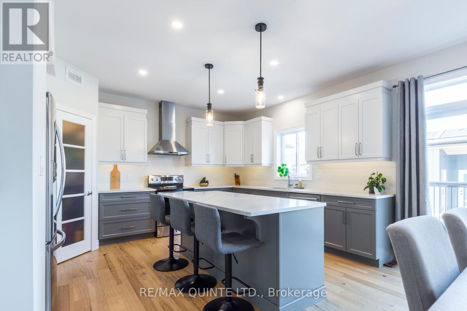 104 Hampton Ridge Drive, Belleville, Ontario  K8N 0E6 - Photo 14 - X12348235