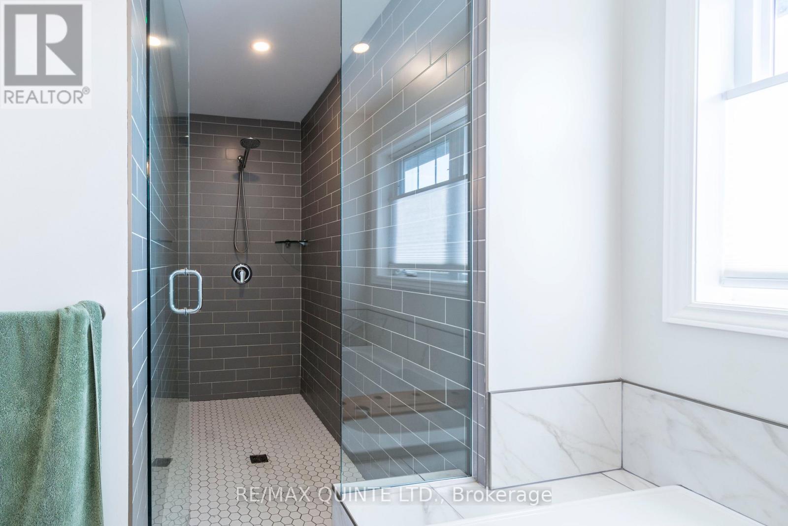 104 Hampton Ridge Drive, Belleville, Ontario  K8N 0E6 - Photo 22 - X12348235