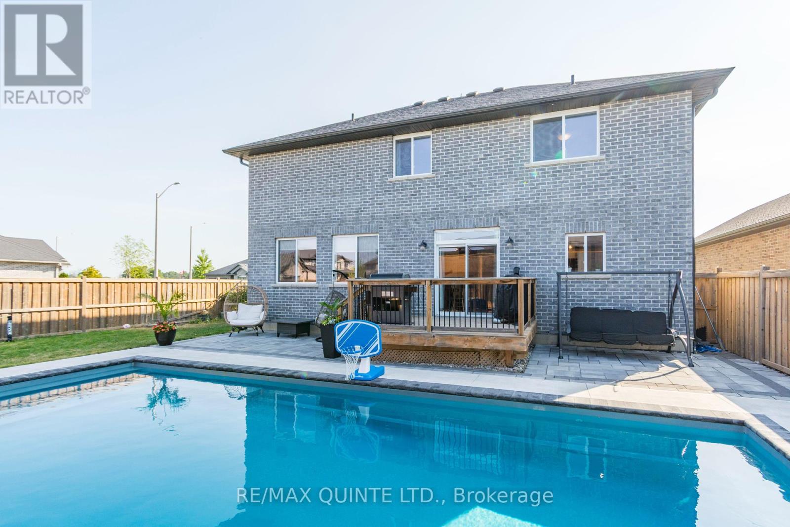 104 Hampton Ridge Drive, Belleville, Ontario  K8N 0E6 - Photo 38 - X12348235
