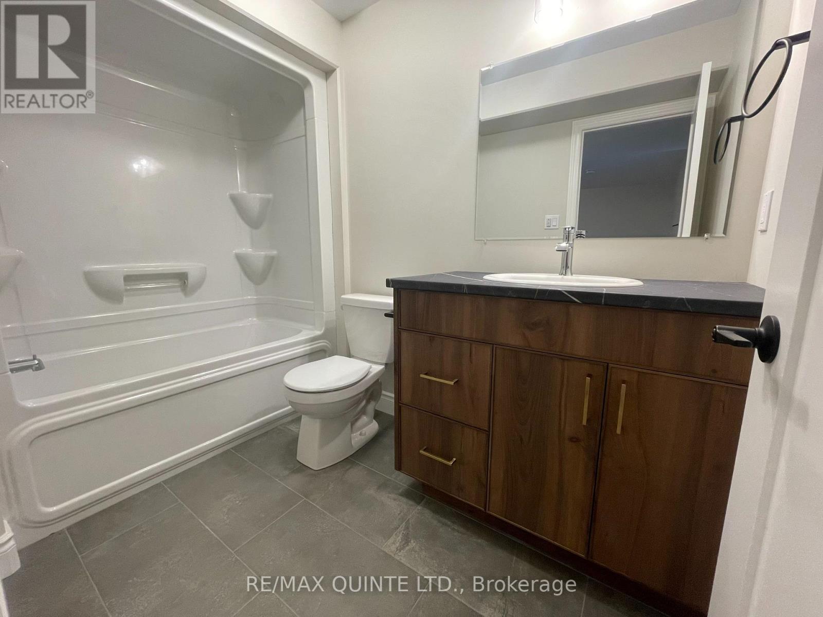 62 Raycroft Drive, Belleville, Ontario  K8N 0R4 - Photo 14 - X12350059