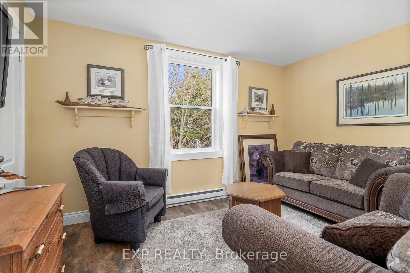 17682 Loyalist Parkway, Prince Edward County, Ontario  K0K 3L0 - Photo 29 - X12350146