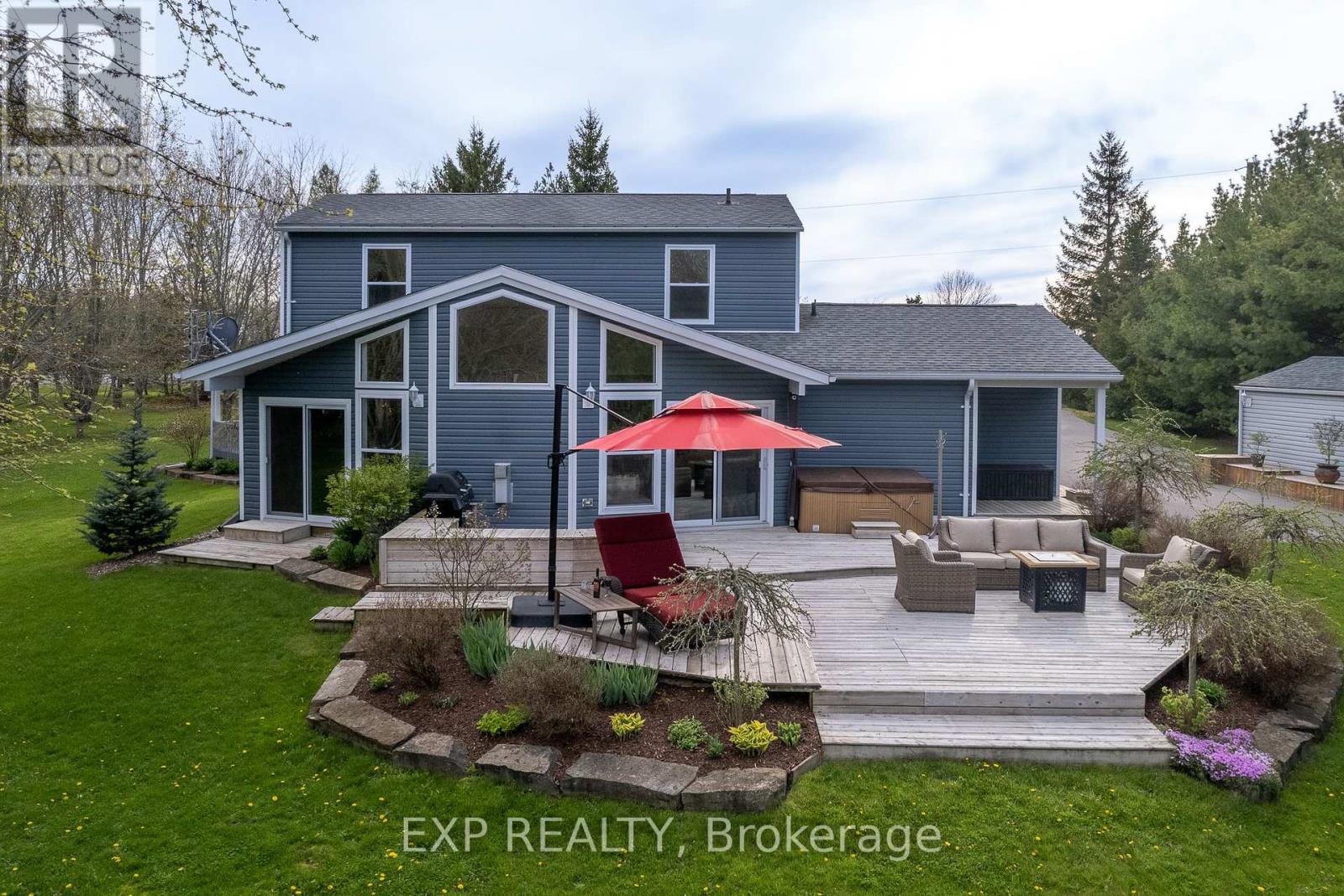 17682 Loyalist Parkway, Prince Edward County, Ontario  K0K 3L0 - Photo 33 - X12350146