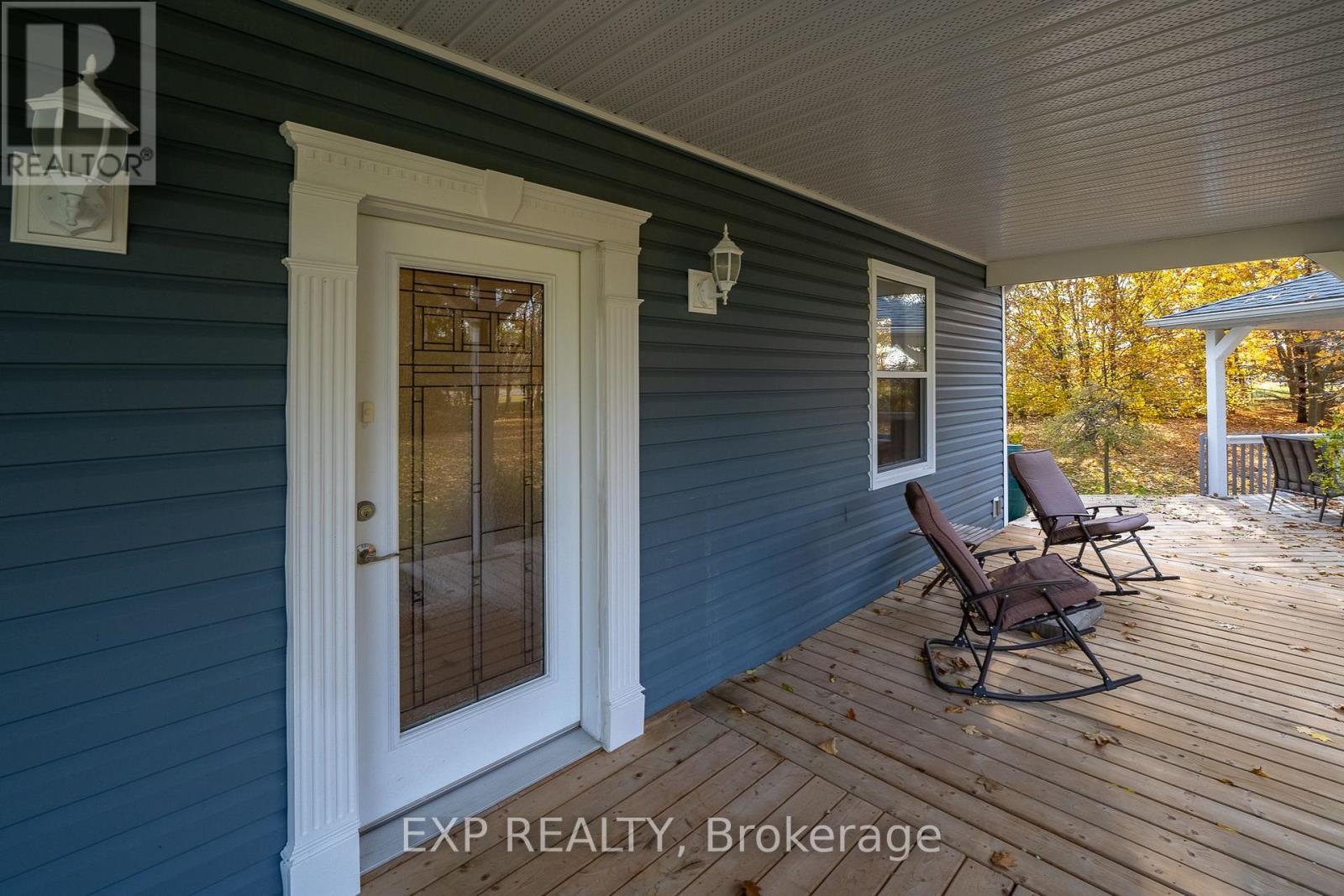 17682 Loyalist Parkway, Prince Edward County, Ontario  K0K 3L0 - Photo 4 - X12350146