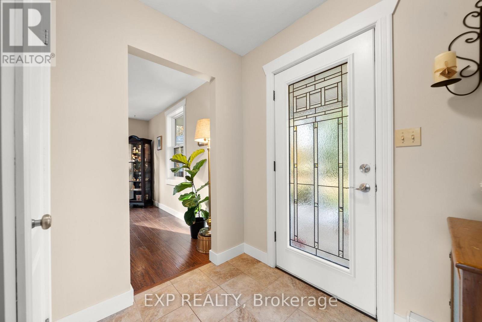 17682 Loyalist Parkway, Prince Edward County, Ontario  K0K 3L0 - Photo 5 - X12350146