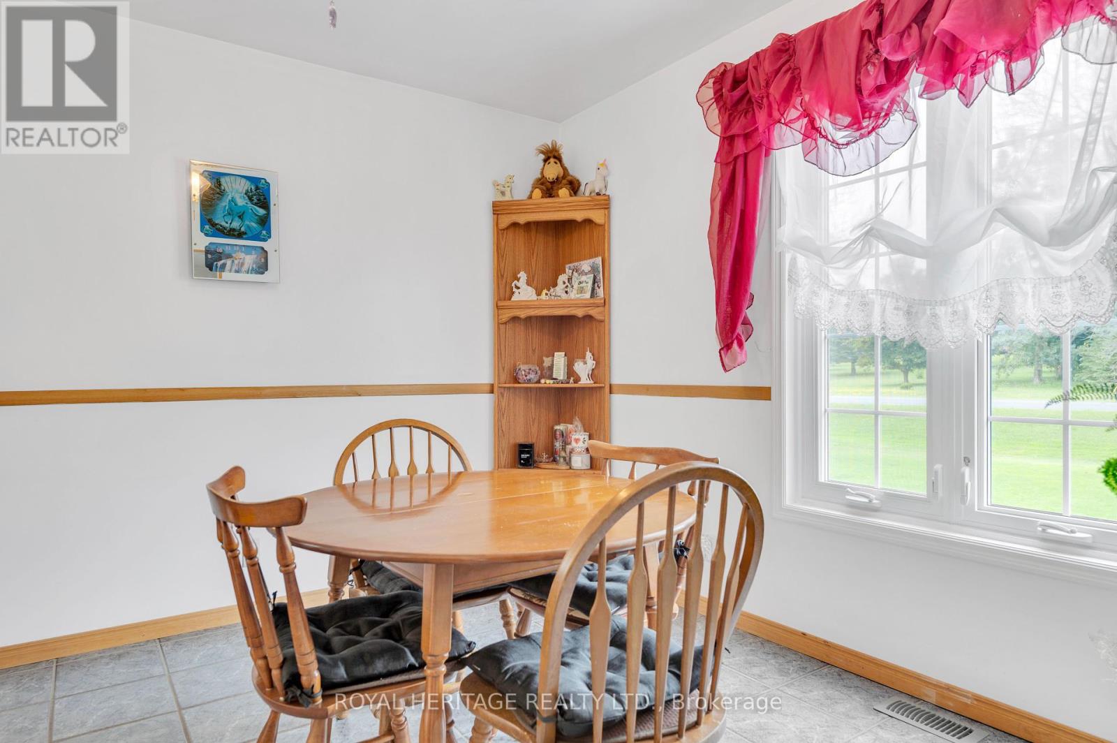 1321c Airport Parkway, Belleville, Ontario  K8N 4Z6 - Photo 12 - X12350629