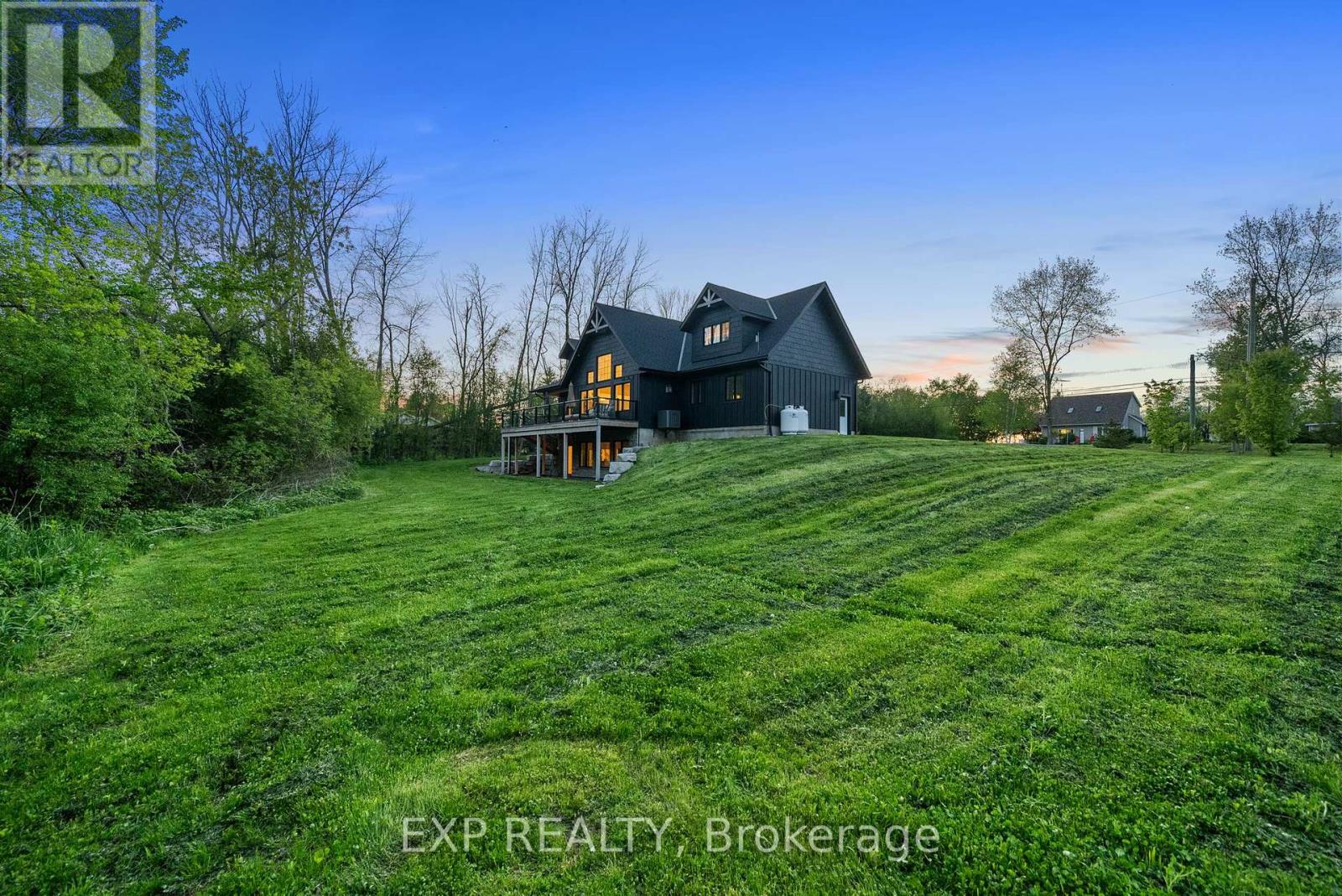 1499 Lakeside Drive, Prince Edward County, Ontario  K0K 1T0 - Photo 31 - X12350871