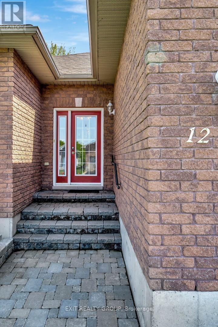 12 Aletha Drive, Prince Edward County, Ontario  K0K 3L0 - Photo 4 - X12350893