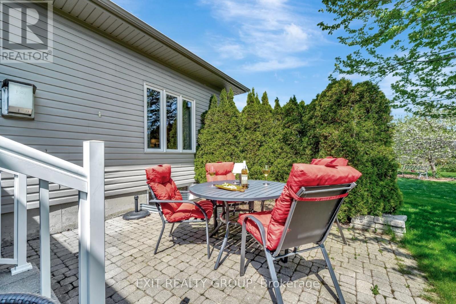 12 Aletha Drive, Prince Edward County, Ontario  K0K 3L0 - Photo 42 - X12350893