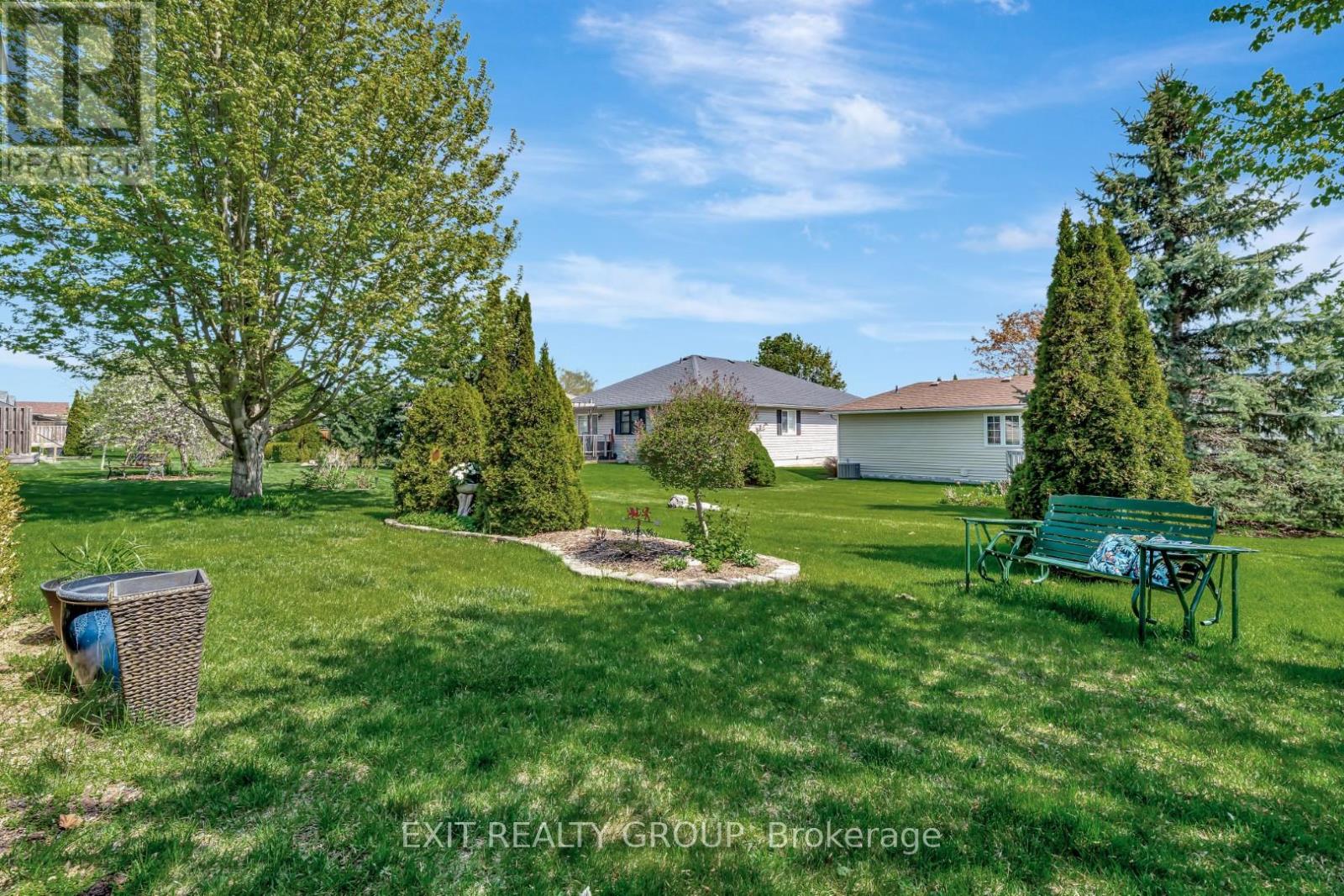 12 Aletha Drive, Prince Edward County, Ontario  K0K 3L0 - Photo 47 - X12350893