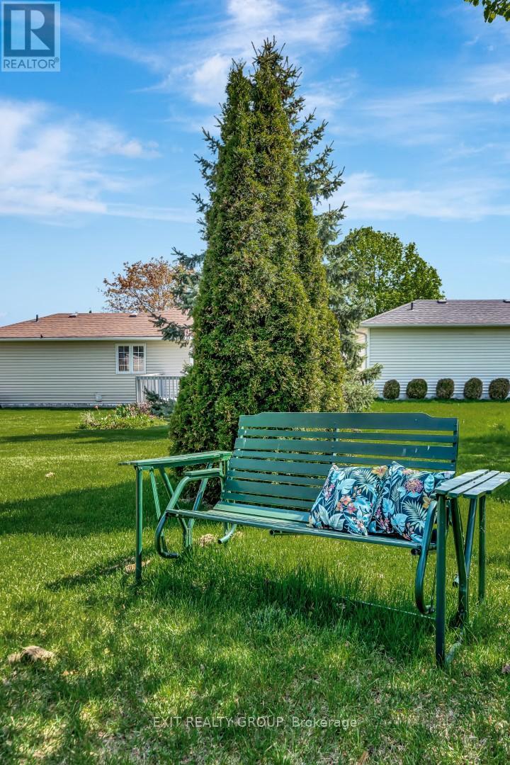 12 Aletha Drive, Prince Edward County, Ontario  K0K 3L0 - Photo 48 - X12350893