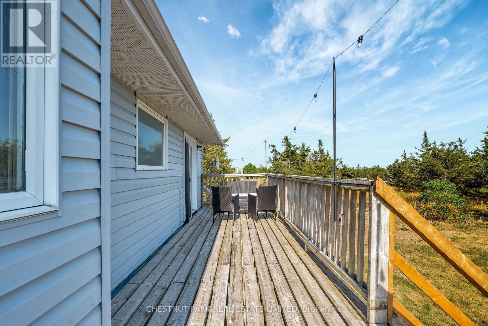 62 Mitchells Crossroad, Prince Edward County, Ontario  K0K 2T0 - Photo 17 - X12351865