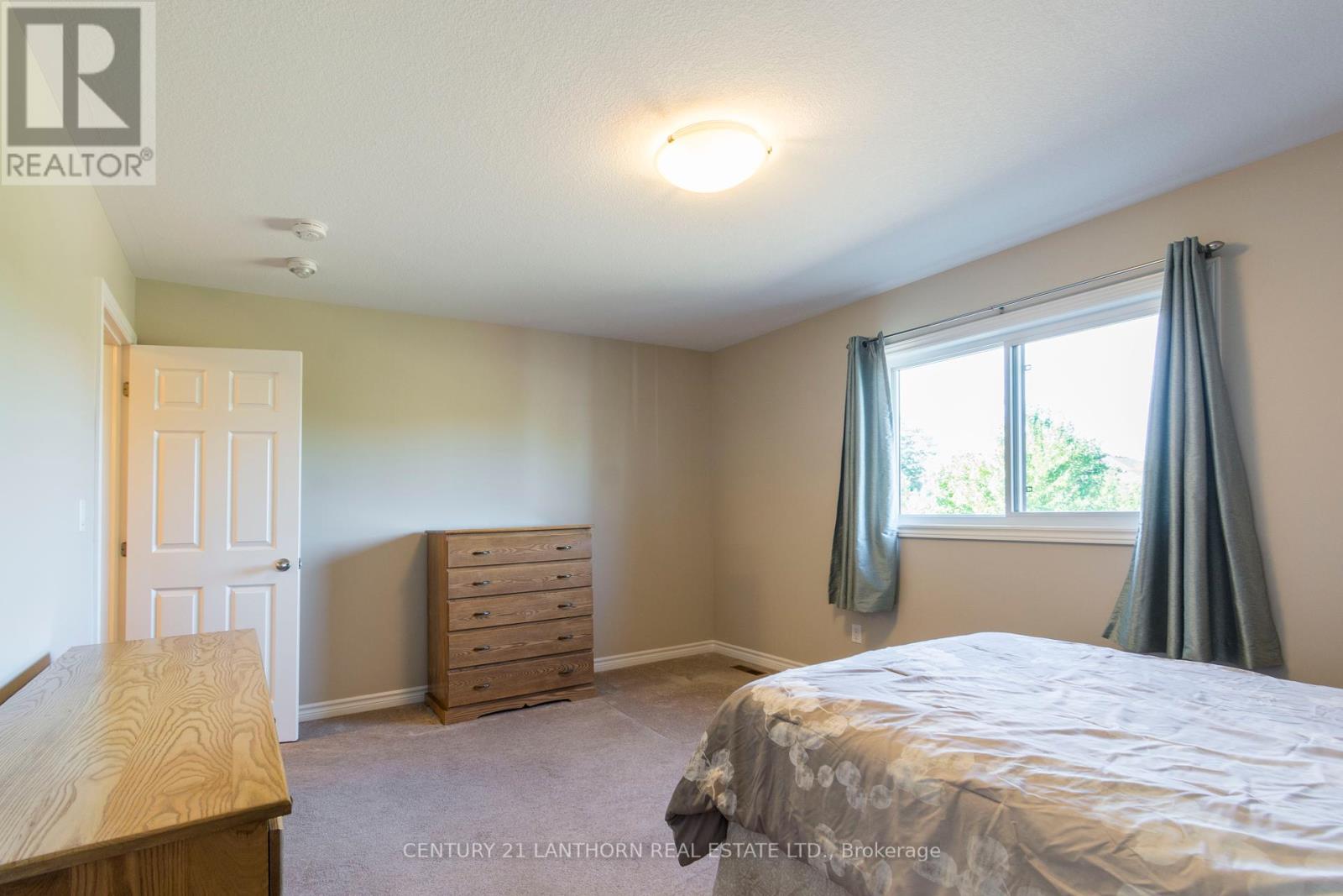 36 Tessa Boulevard, Belleville, Ontario  K8N 4Z5 - Photo 14 - X12351906