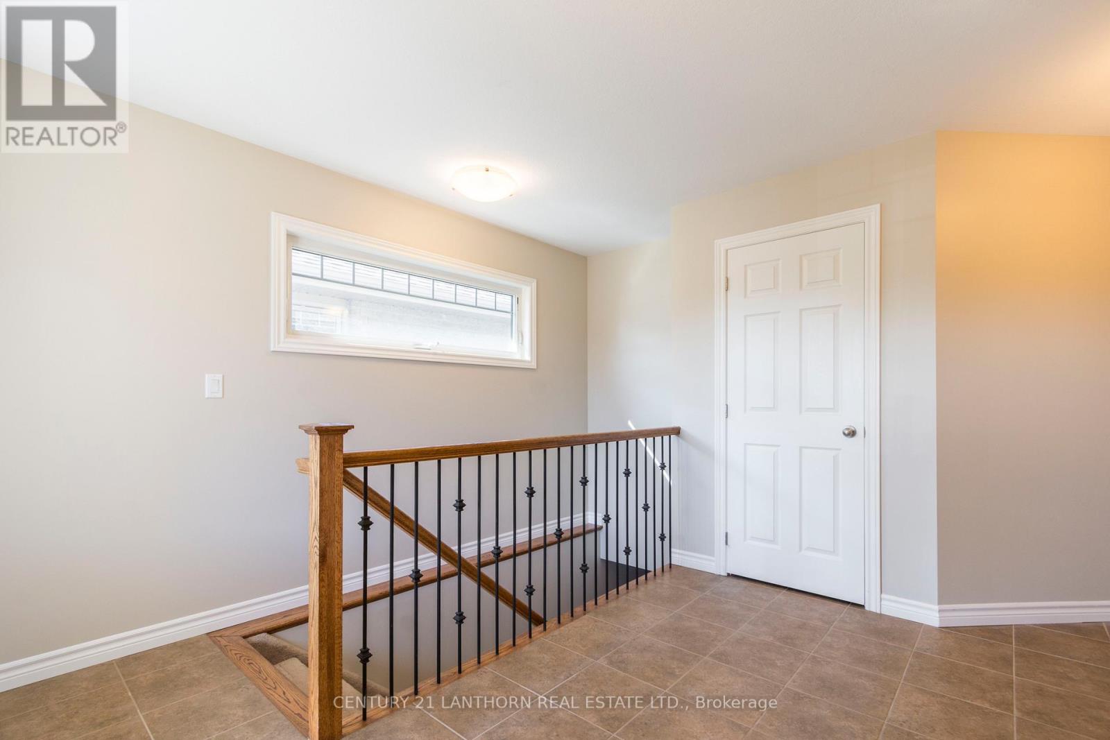 36 Tessa Boulevard, Belleville, Ontario  K8N 4Z5 - Photo 5 - X12351906