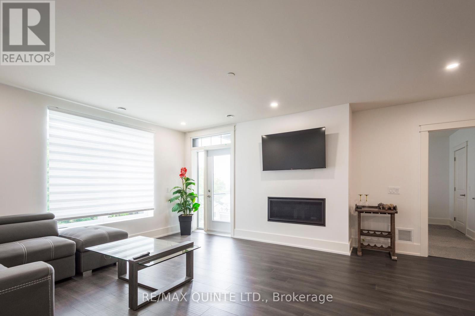 407 - 17 Cleave Avenue, Prince Edward County, Ontario  K0K 2T0 - Photo 13 - X12352096