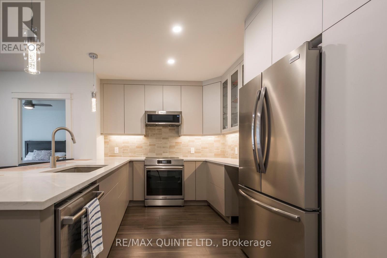 407 - 17 Cleave Avenue, Prince Edward County, Ontario  K0K 2T0 - Photo 8 - X12352096