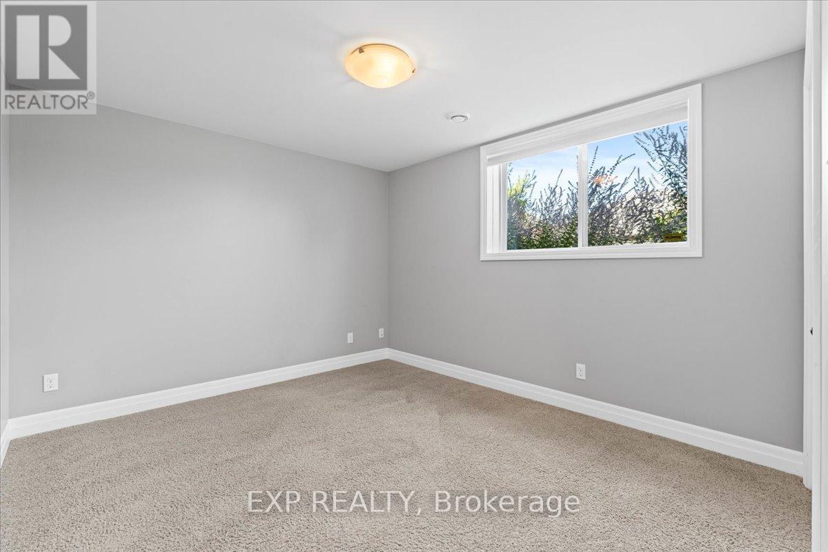 79 Hanover Court, Belleville, Ontario  K8N 0B1 - Photo 30 - X12353038