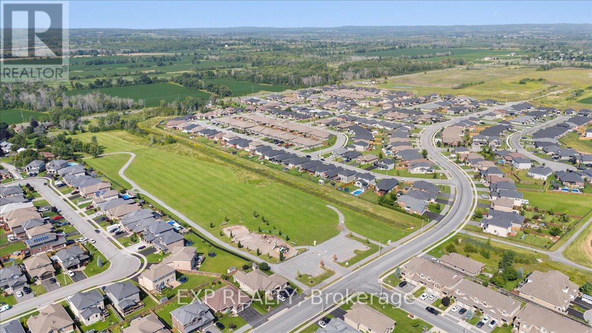 79 Hanover Court, Belleville, Ontario  K8N 0B1 - Photo 41 - X12353038