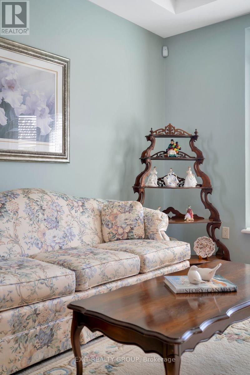 38 Aletha Drive, Prince Edward County, Ontario  K0K 3L0 - Photo 18 - X12354609