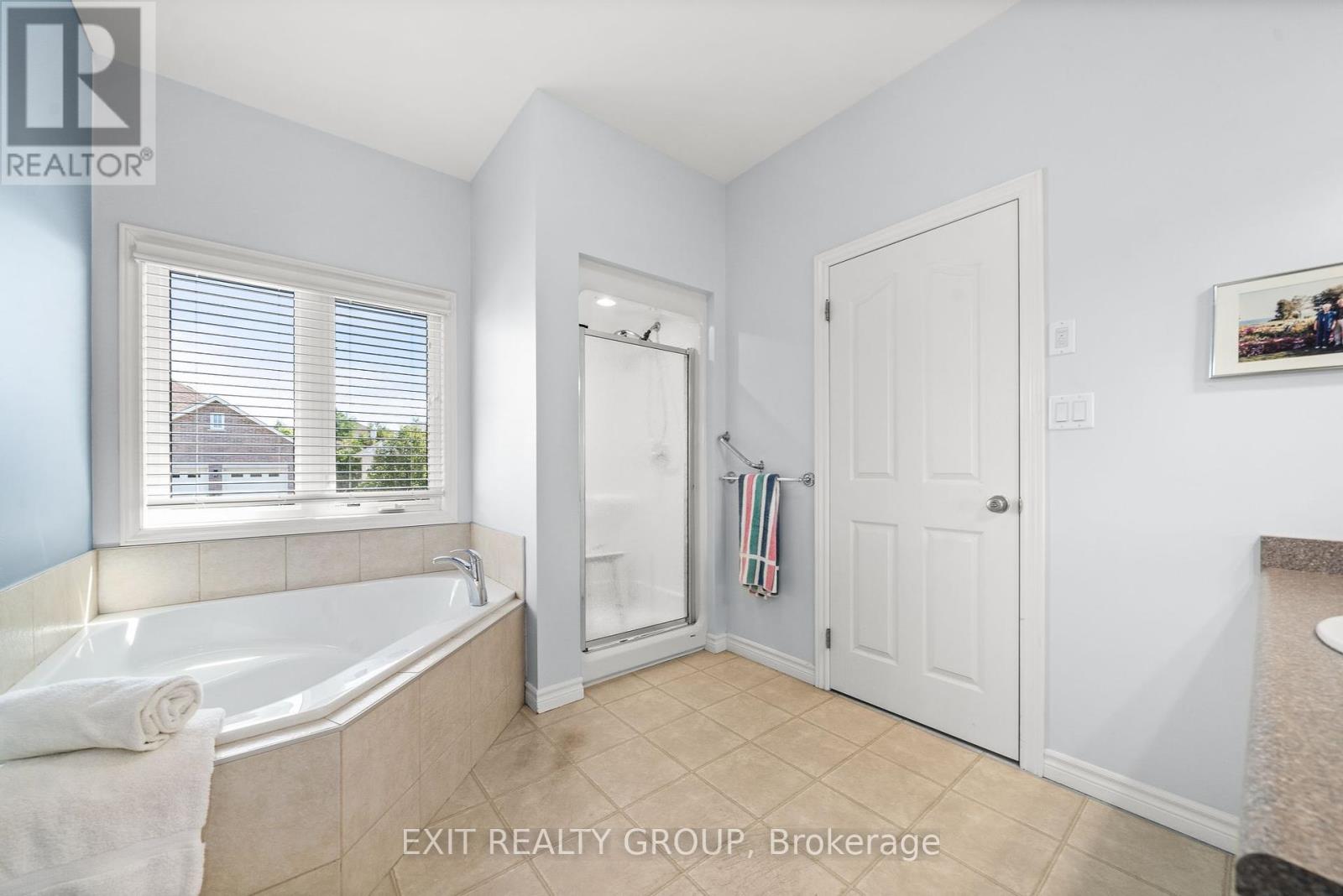 38 Aletha Drive, Prince Edward County, Ontario  K0K 3L0 - Photo 27 - X12354609