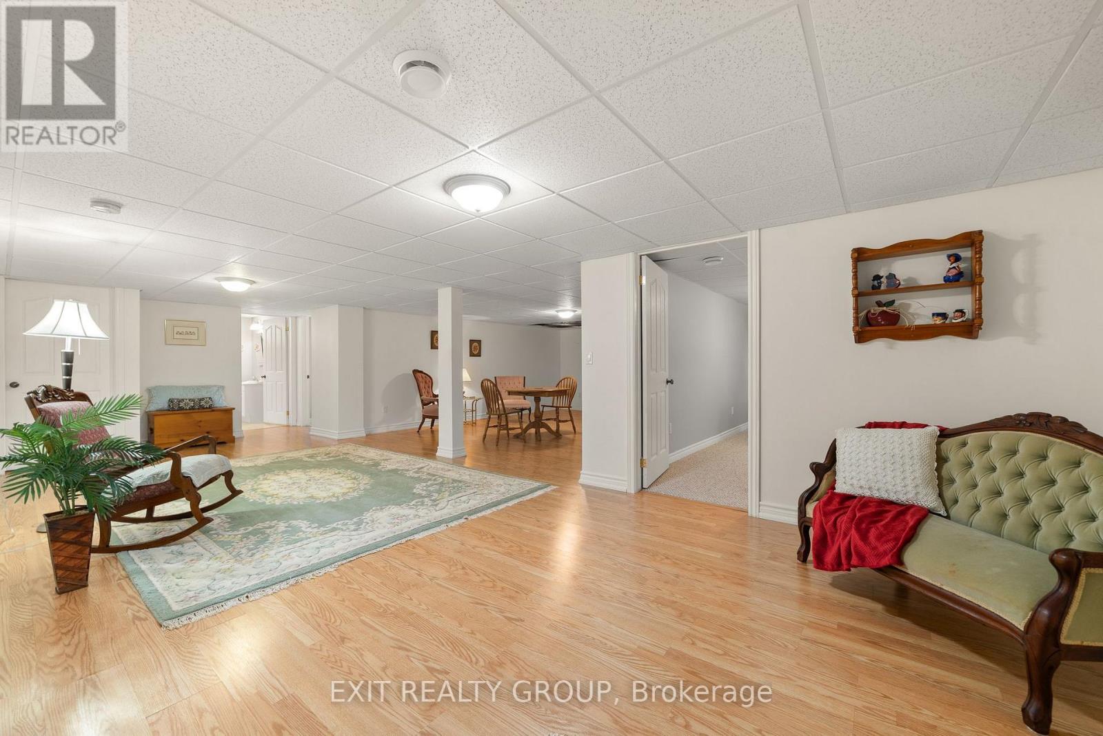 38 Aletha Drive, Prince Edward County, Ontario  K0K 3L0 - Photo 31 - X12354609