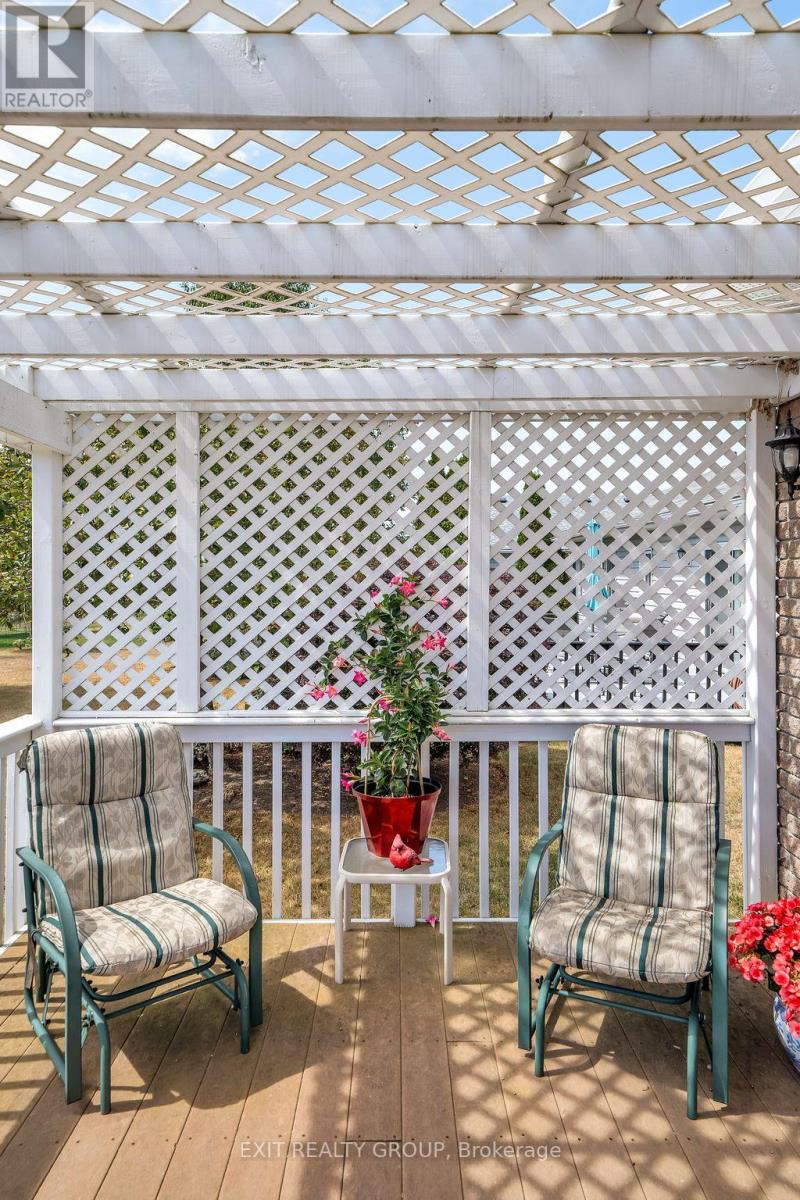 38 Aletha Drive, Prince Edward County, Ontario  K0K 3L0 - Photo 43 - X12354609