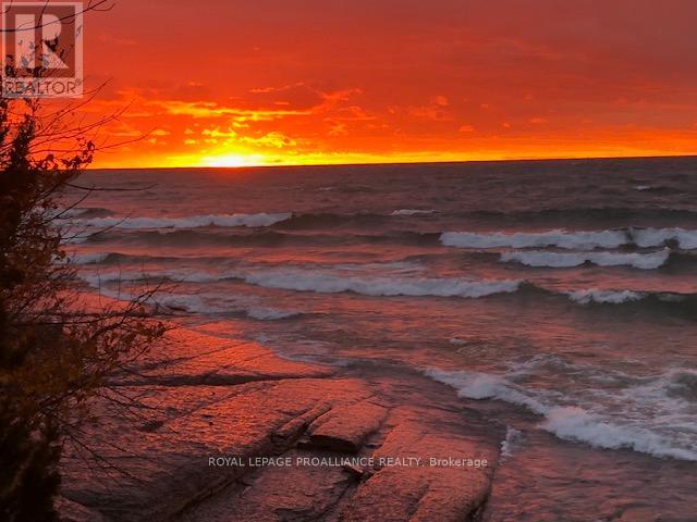 406 Salmon Point Road, Prince Edward County, Ontario  K0K 1P0 - Photo 47 - X12354726