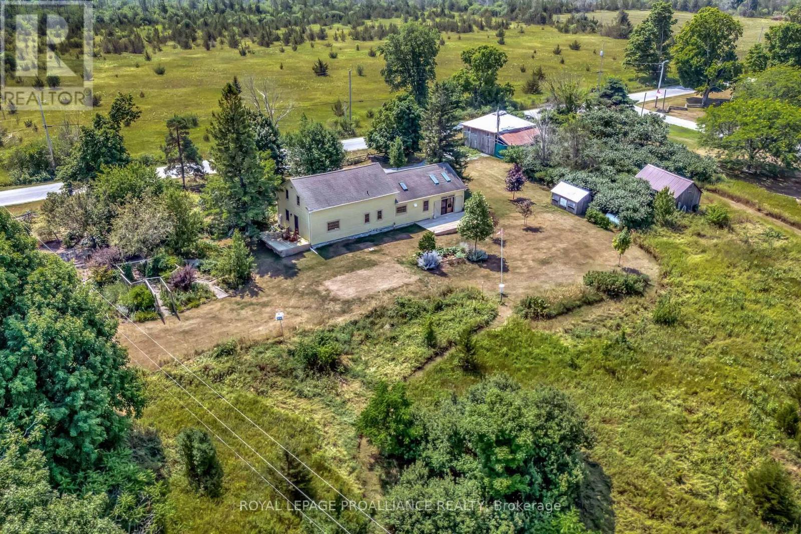 406 Salmon Point Road, Prince Edward County, Ontario  K0K 1P0 - Photo 49 - X12354726
