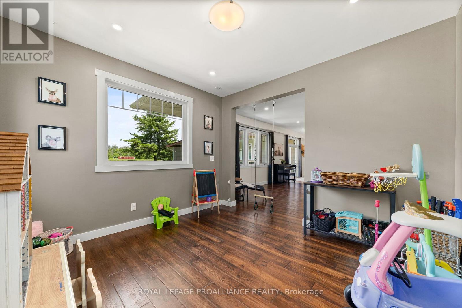190 Lakeshore Road, Brighton, Ontario  K0K 1H0 - Photo 13 - X12355578