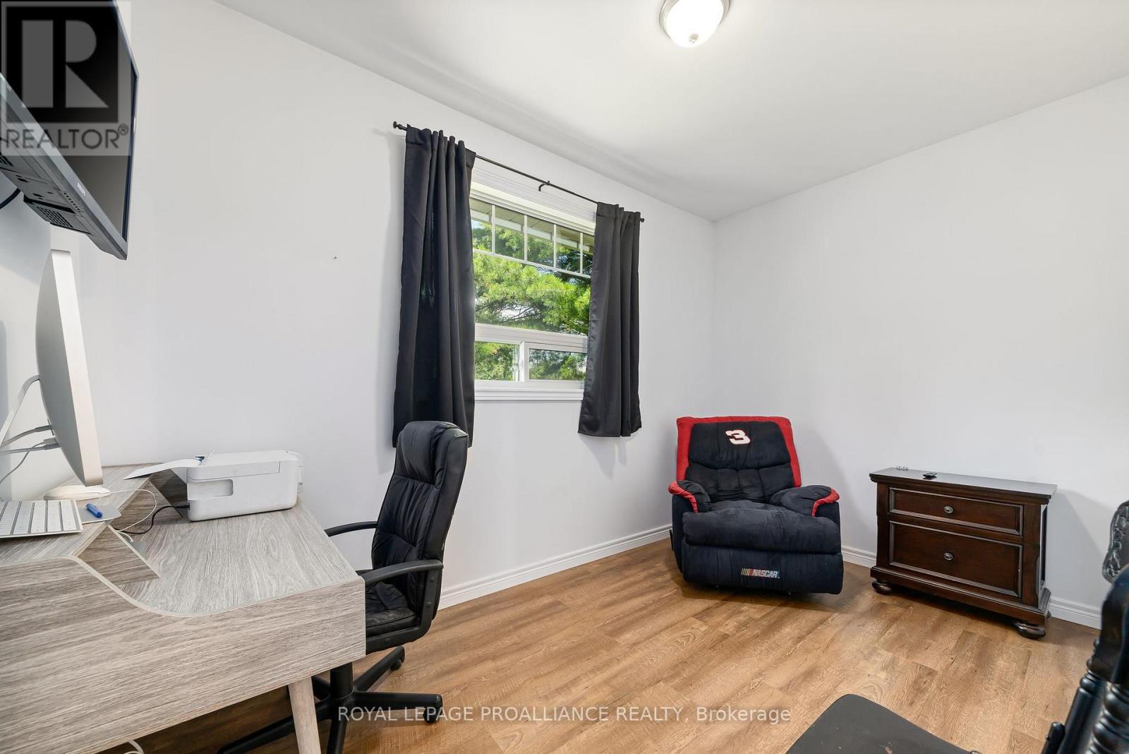 190 Lakeshore Road, Brighton, Ontario  K0K 1H0 - Photo 36 - X12355578