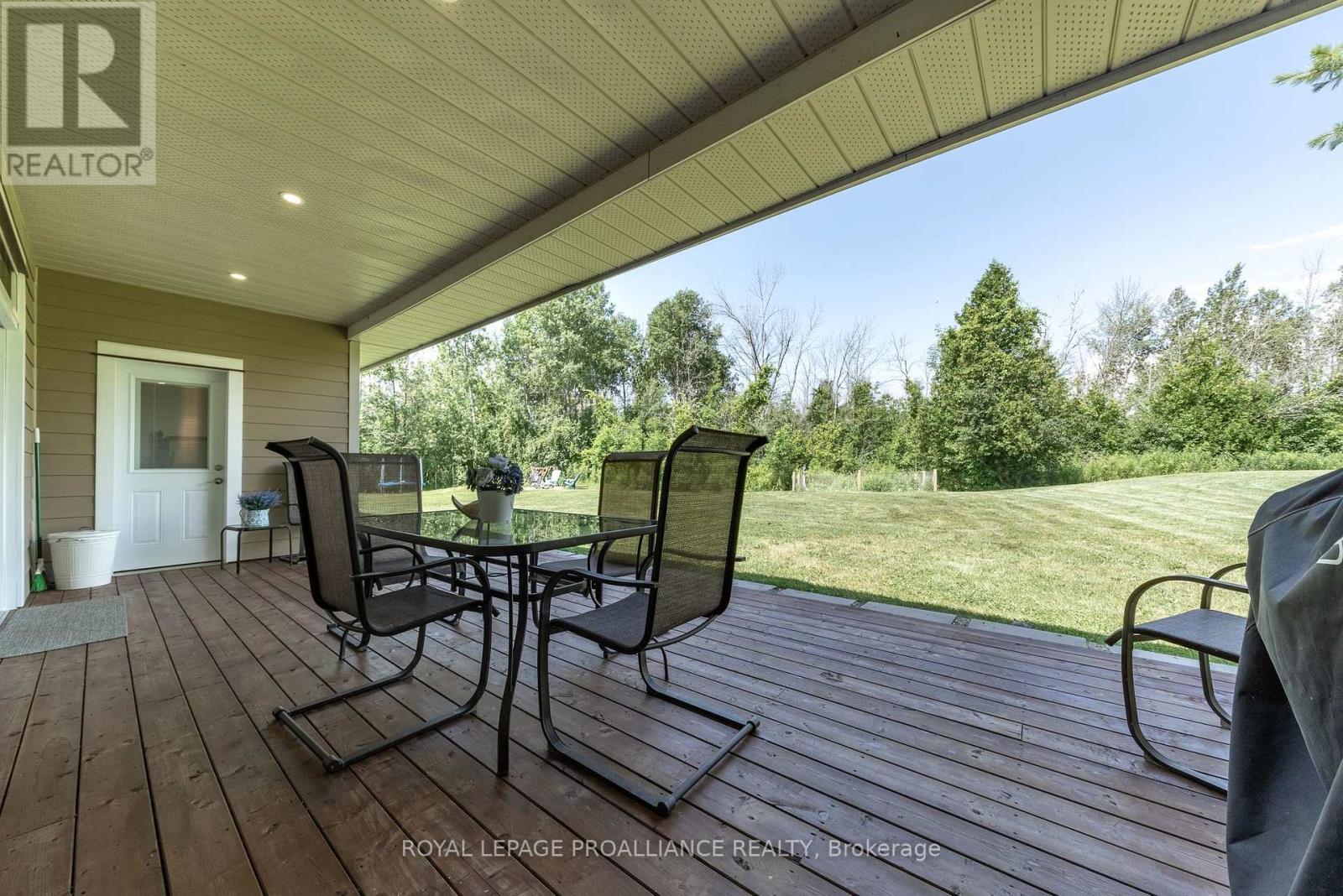 190 Lakeshore Road, Brighton, Ontario  K0K 1H0 - Photo 43 - X12355578