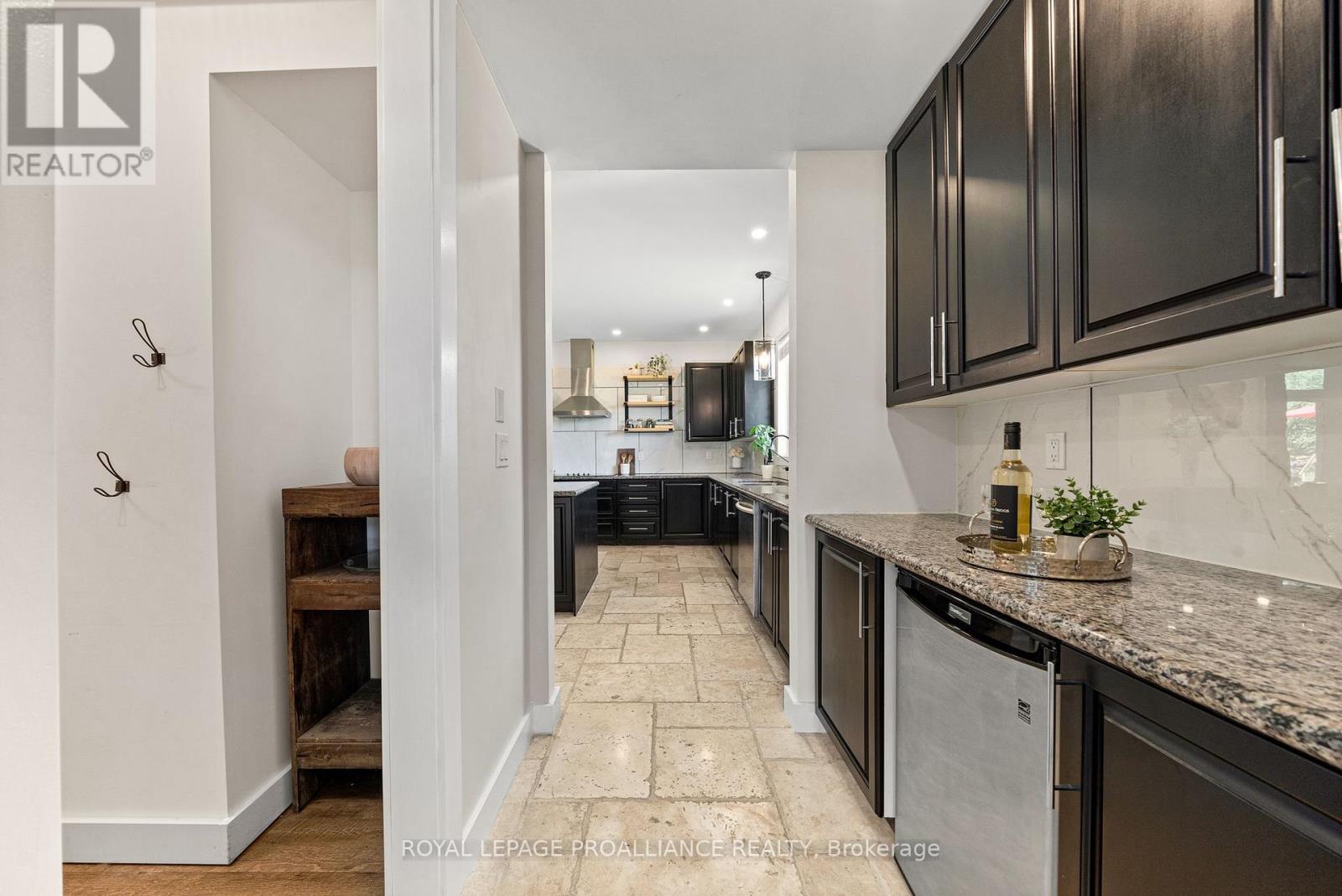 190 Lakeshore Road, Brighton, Ontario  K0K 1H0 - Photo 9 - X12355578