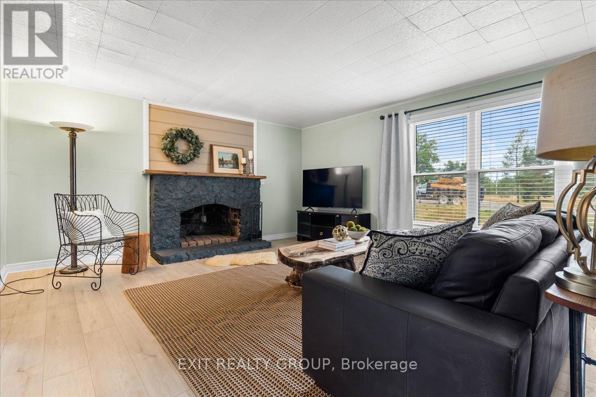 364 Fish & Game Club Road, Quinte West, Ontario  K0K 2B0 - Photo 6 - X12356919