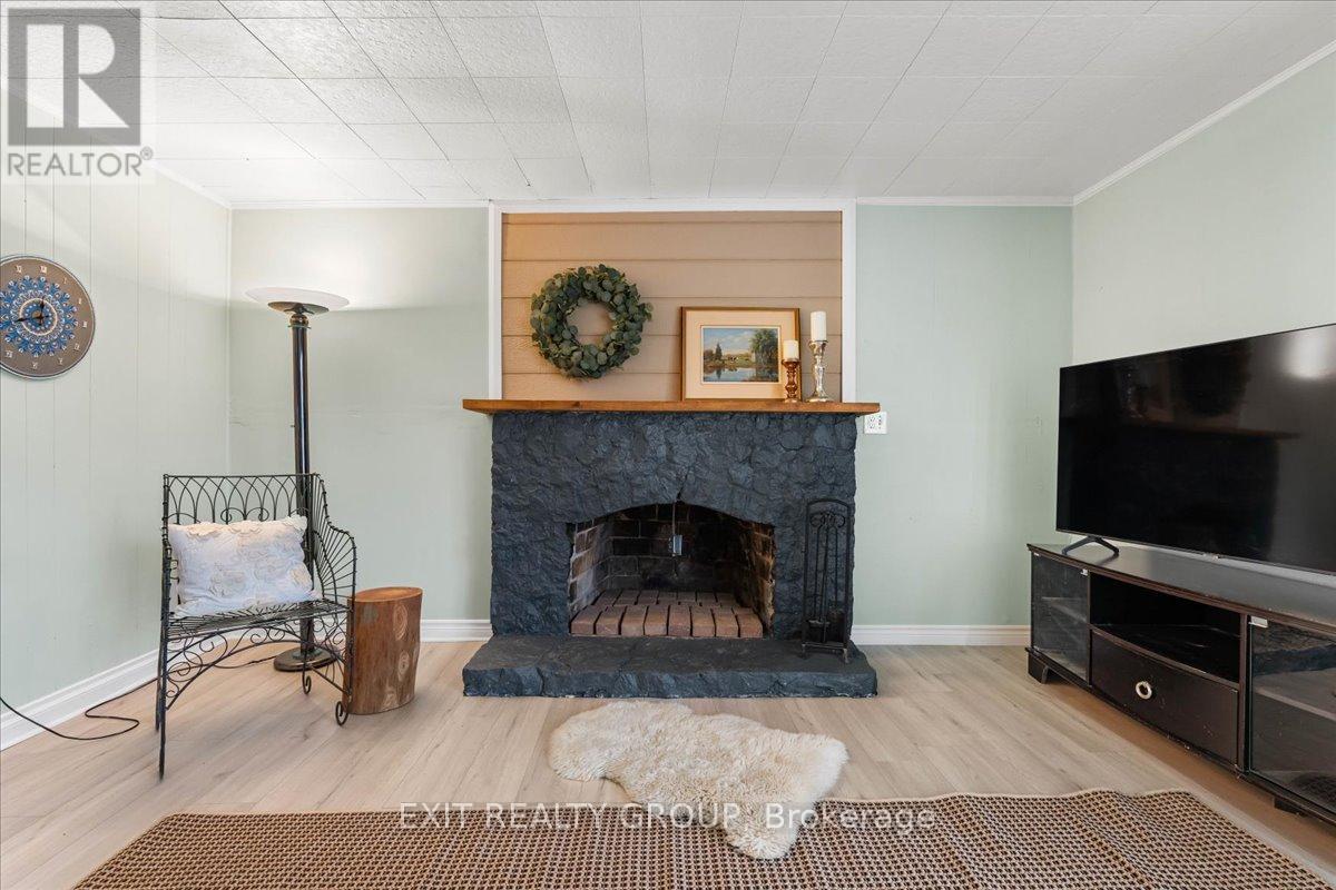 364 Fish & Game Club Road, Quinte West, Ontario  K0K 2B0 - Photo 7 - X12356919
