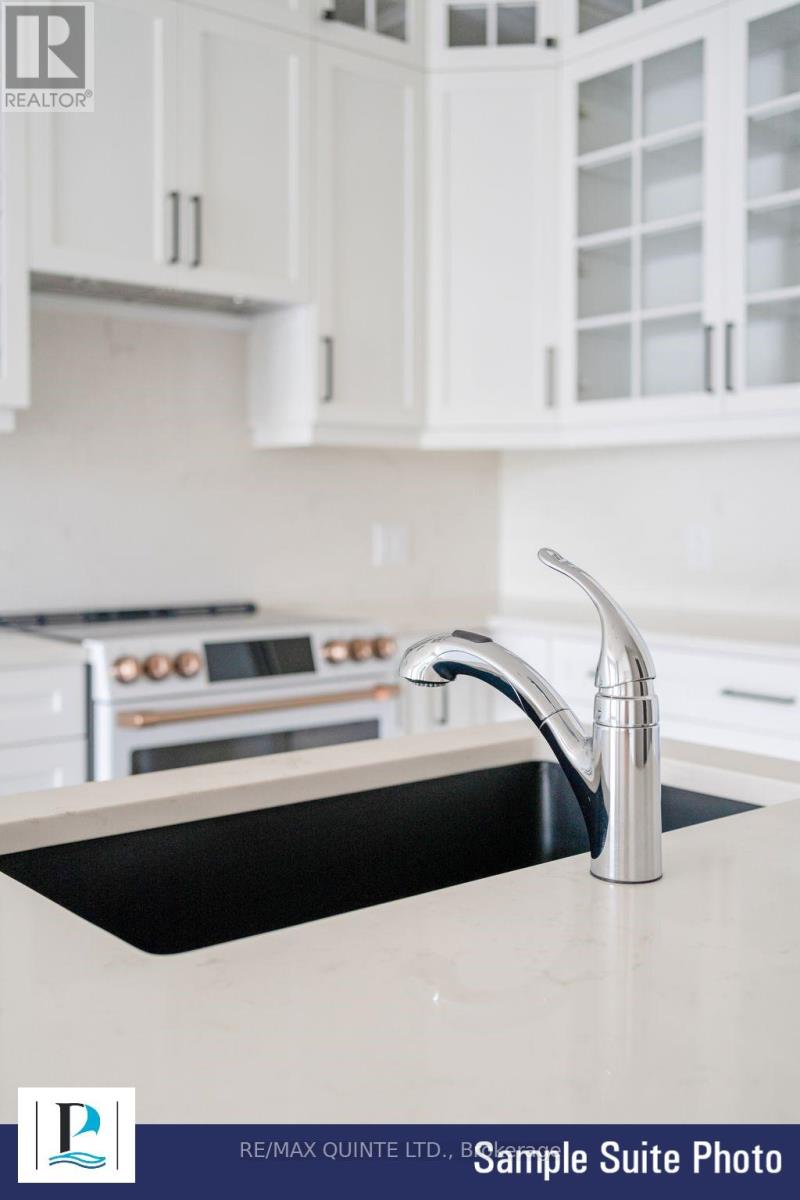 208 - 12 Clara Drive, Prince Edward County, Ontario  K0K 2T0 - Photo 4 - X12356924