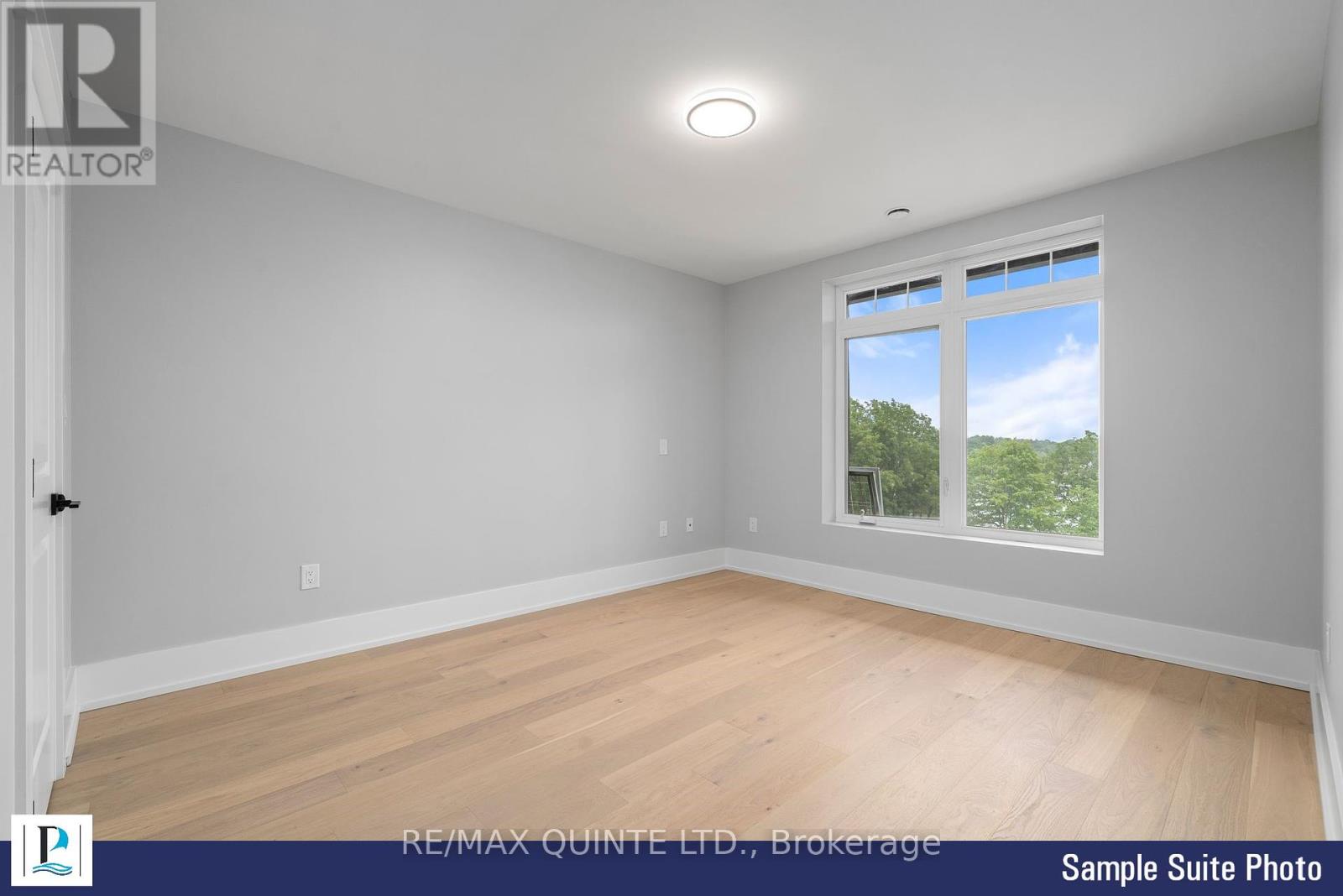 209 - 12 Clara Drive, Prince Edward County, Ontario  K0K 2T0 - Photo 4 - X12356925