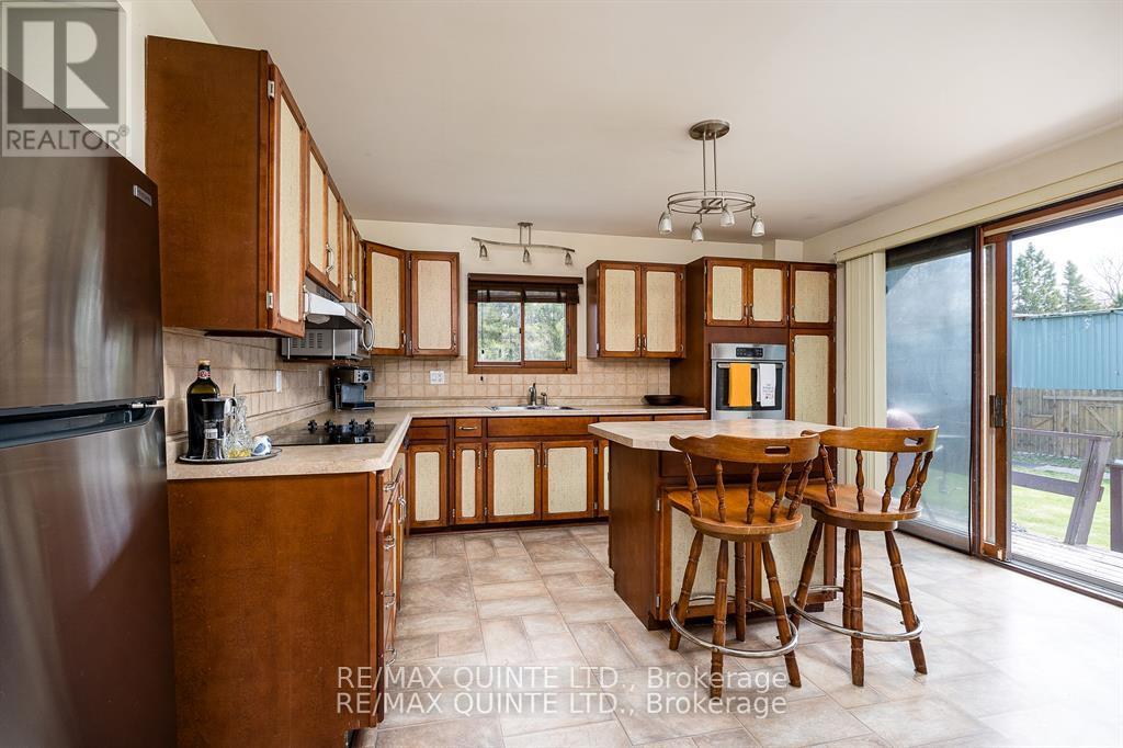 252 Maines Road, Tweed, Ontario  K0K 3H0 - Photo 11 - X12357061